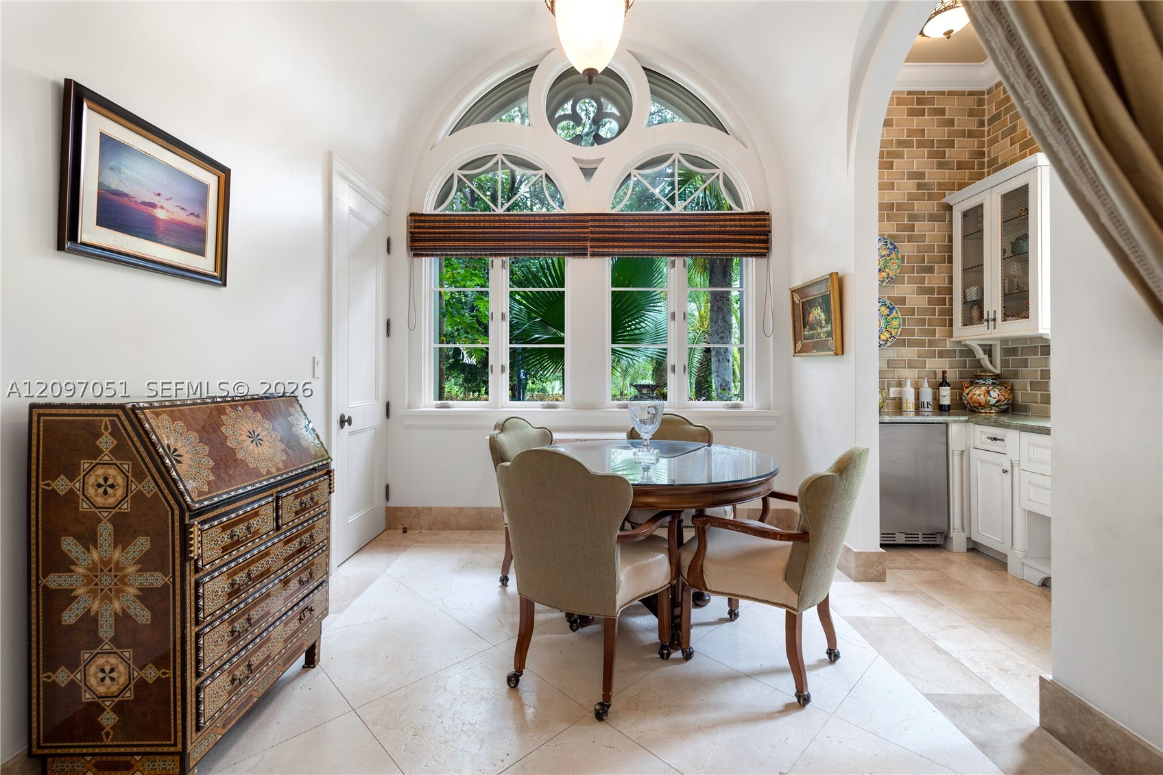 8901 Arvida Ln Coral Gables, FL 33156