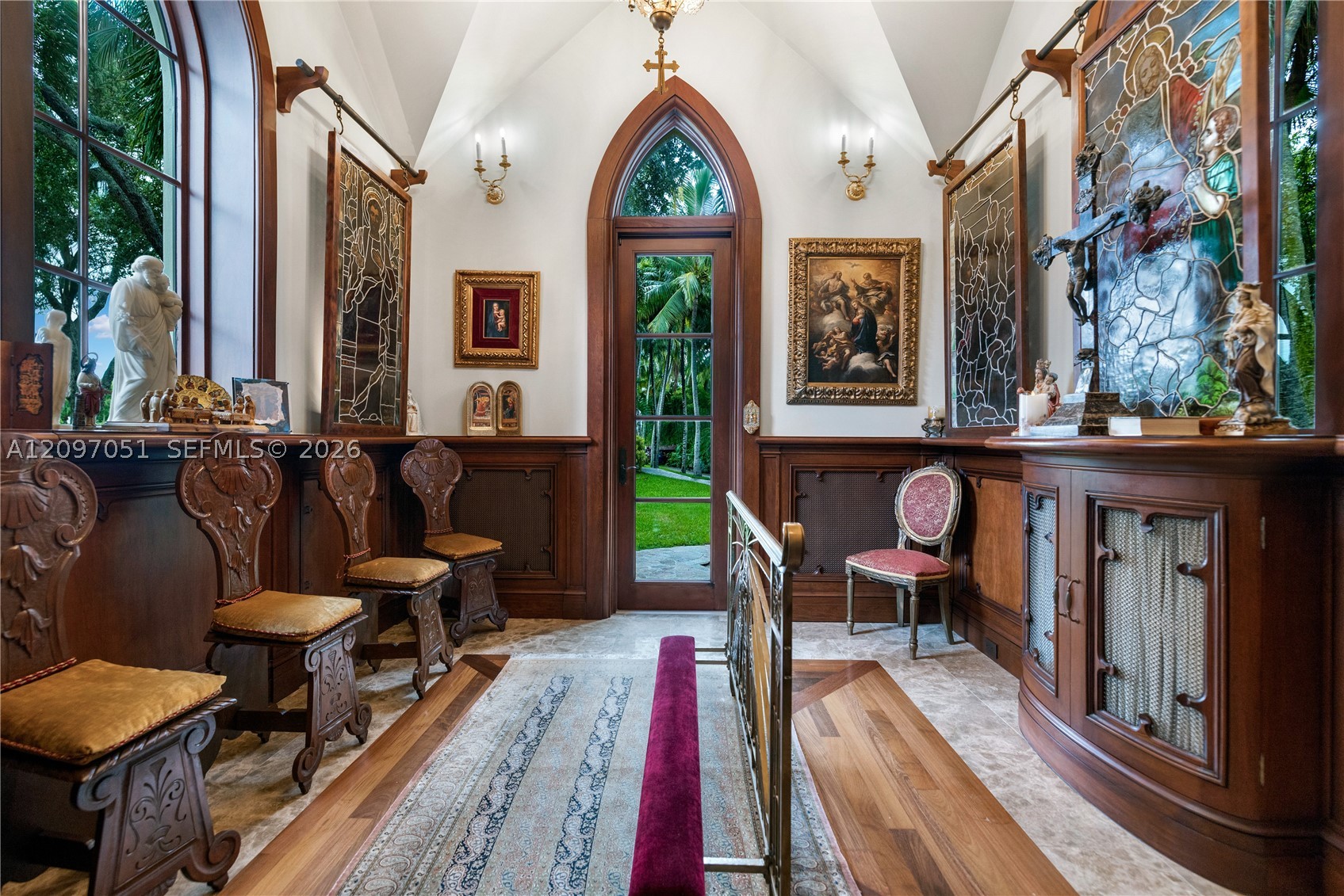 8901 Arvida Ln Coral Gables, FL 33156