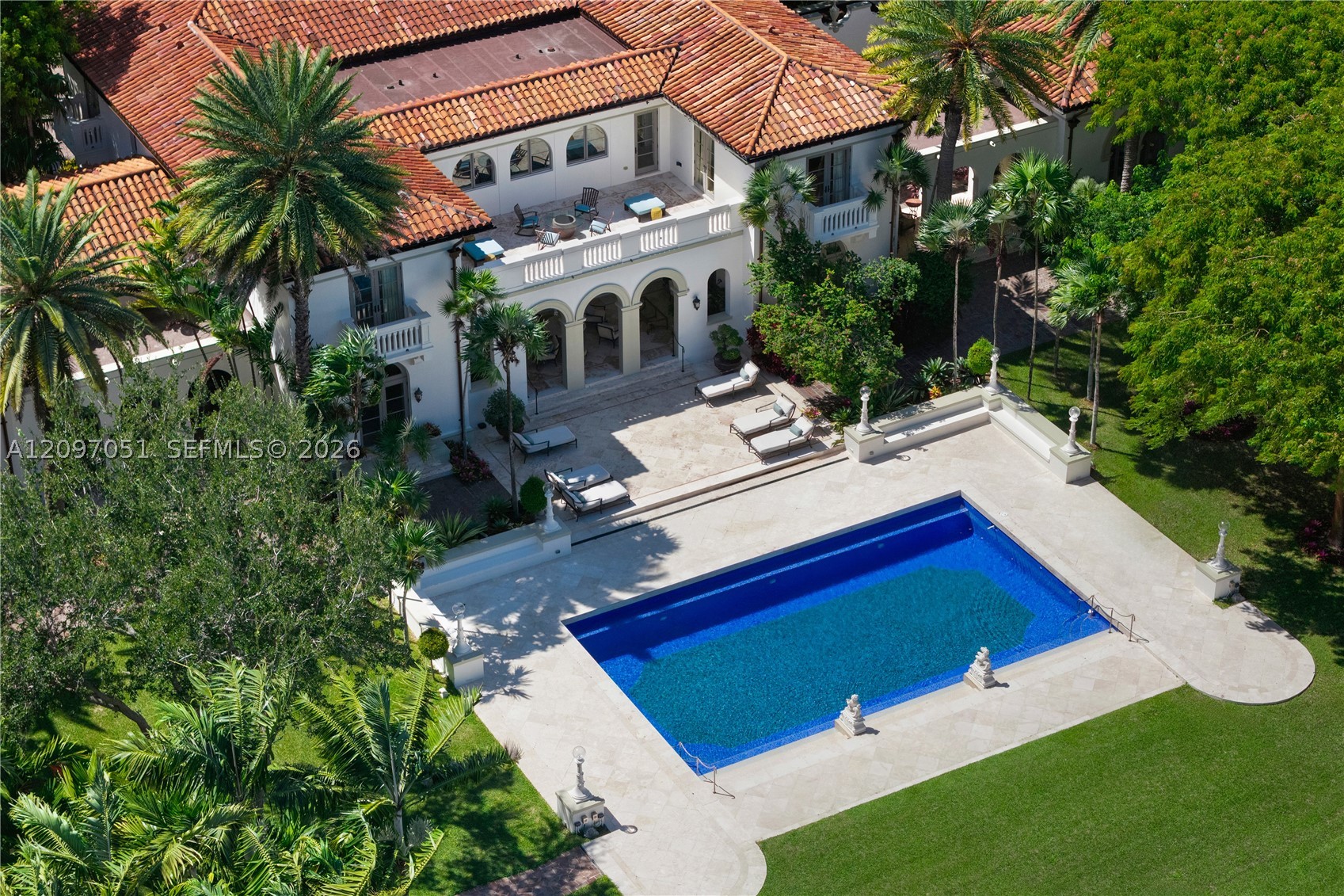 8901 Arvida Ln Coral Gables, FL 33156