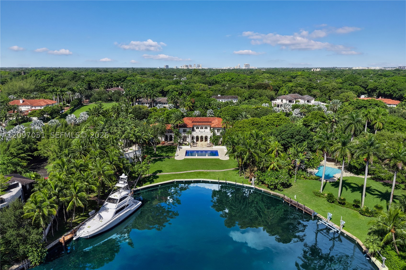 8901 Arvida Ln Coral Gables, FL 33156
