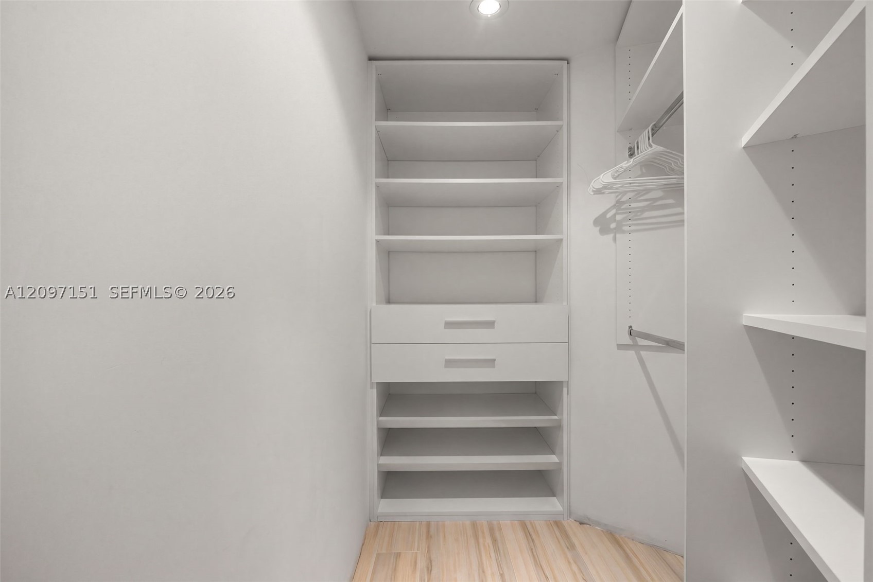 4925 Collins Ave #4A Miami Beach, FL 33140