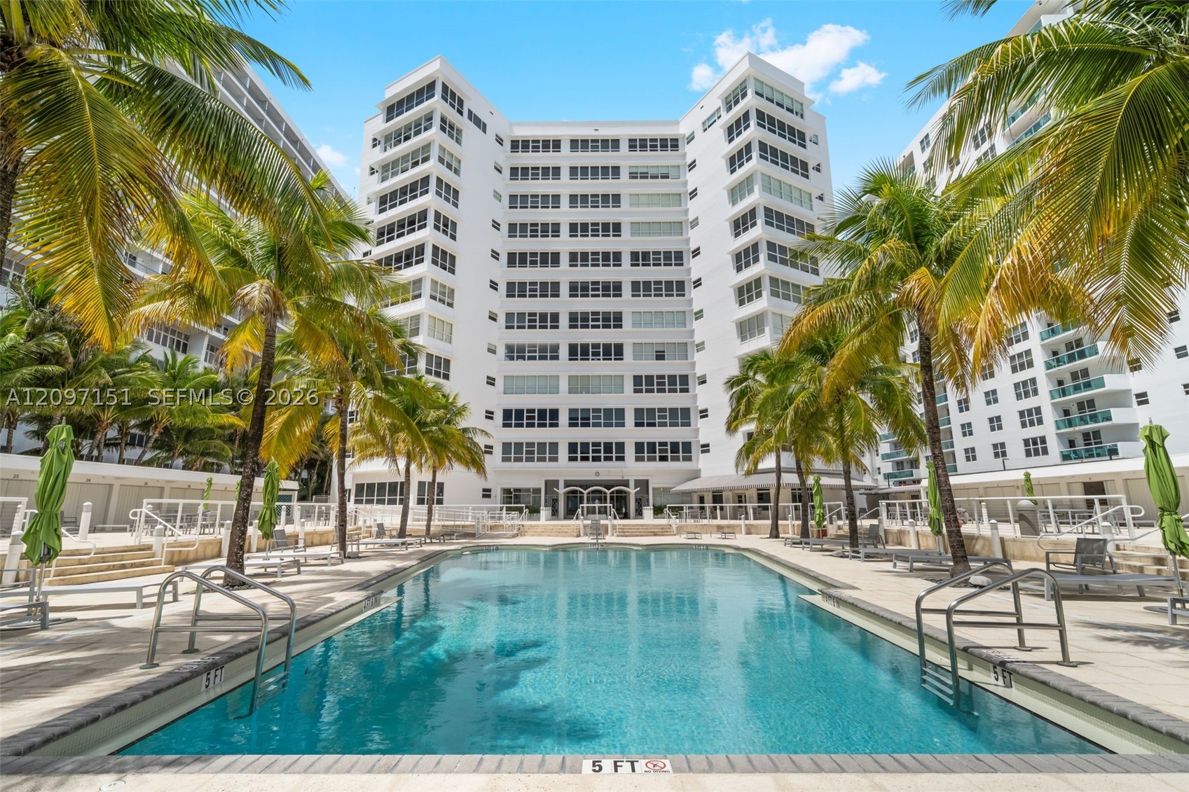 4925 Collins Ave #4A Miami Beach, FL 33140