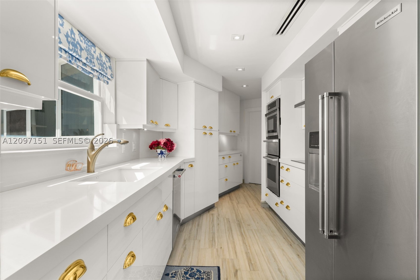 4925 Collins Ave #4A Miami Beach, FL 33140