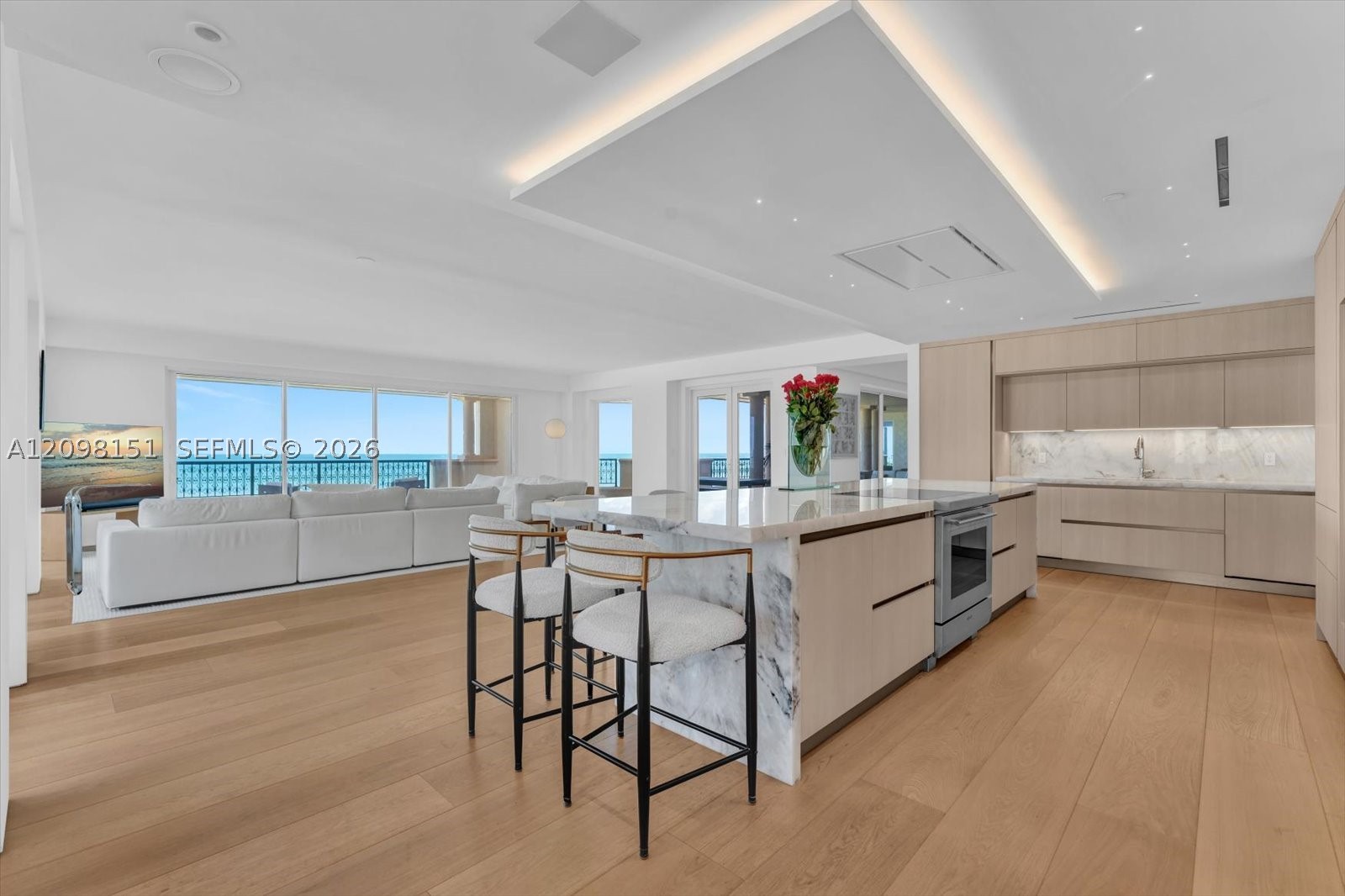 7724 Fisher Is Dr #7724 Miami Beach, FL 33109