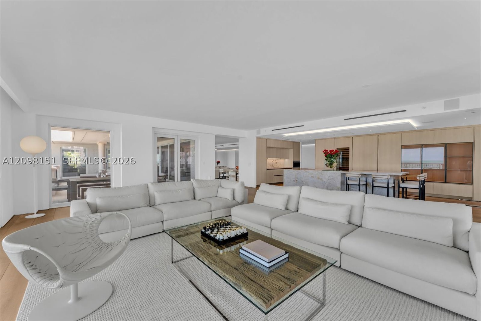 7724 Fisher Is Dr #7724 Miami Beach, FL 33109