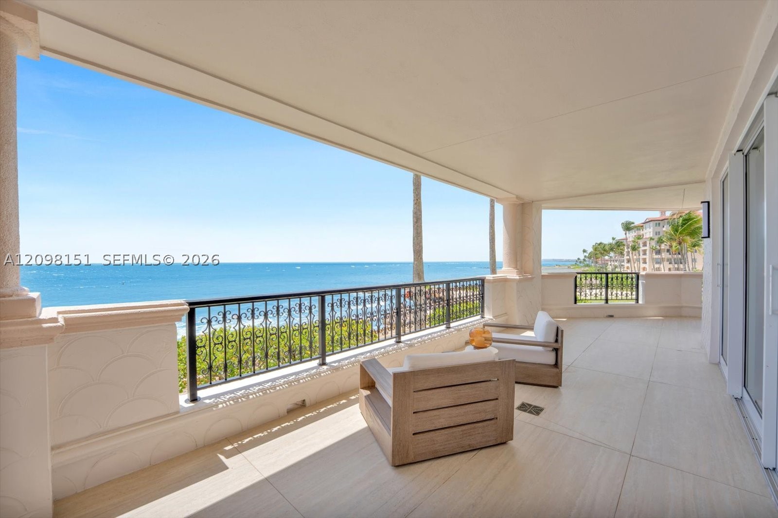 7724 Fisher Is Dr #7724 Miami Beach, FL 33109