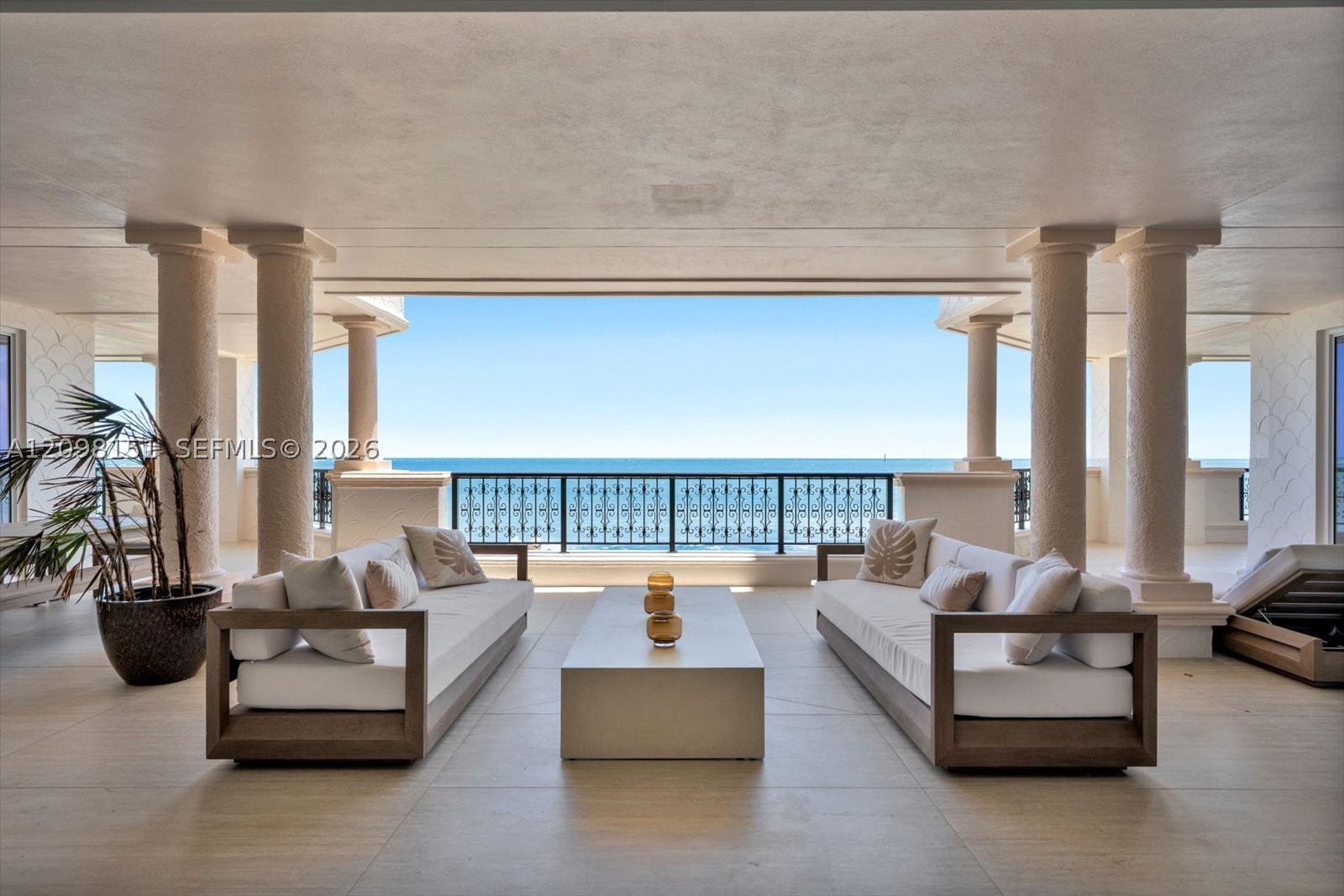 7724 Fisher Is Dr #7724 Miami Beach, FL 33109