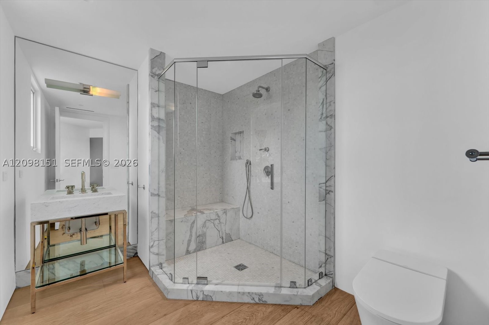 7724 Fisher Is Dr #7724 Miami Beach, FL 33109