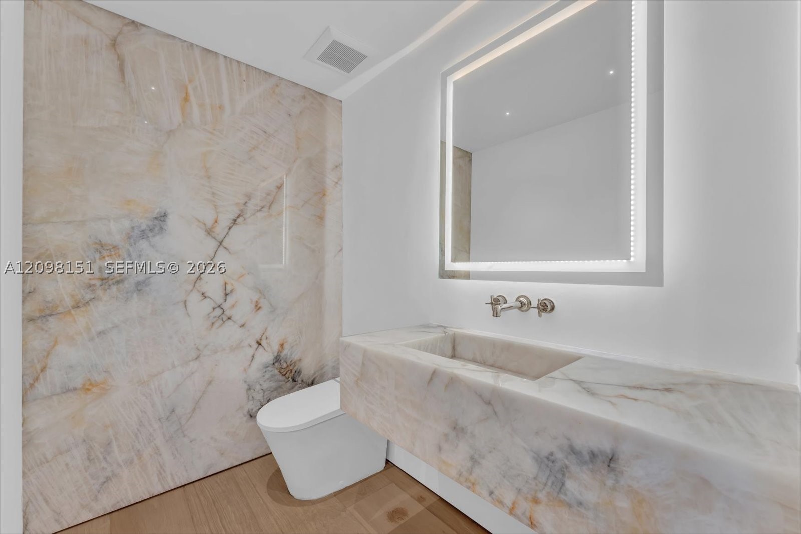 7724 Fisher Is Dr #7724 Miami Beach, FL 33109
