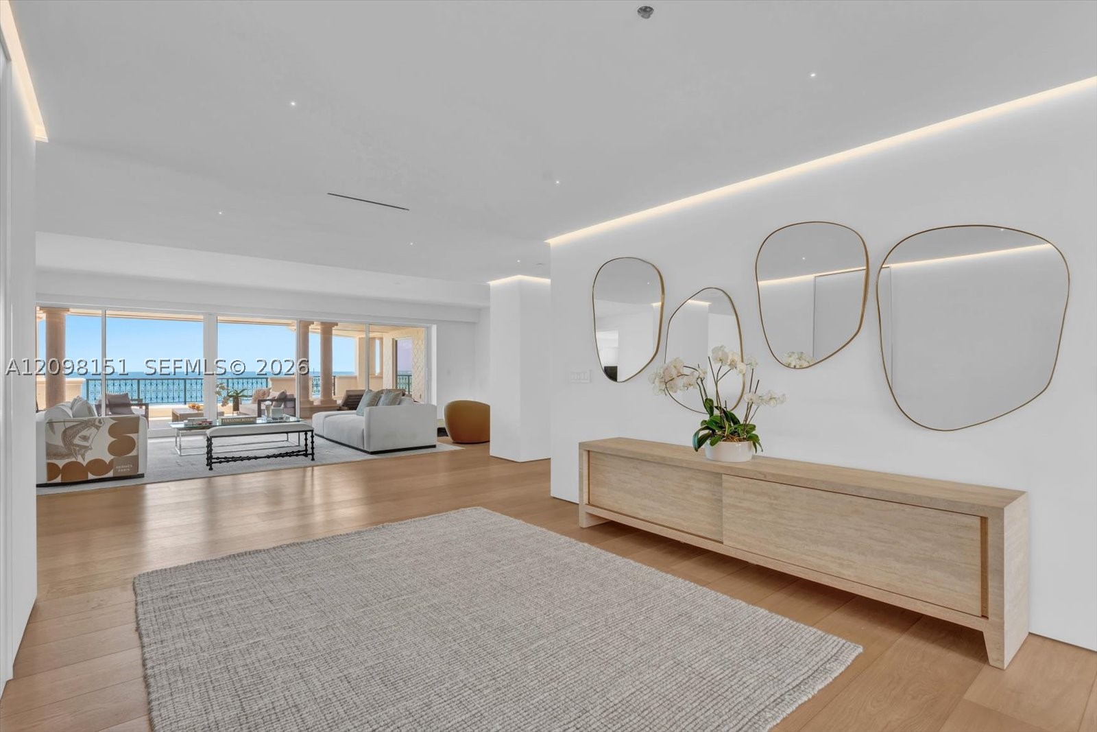 7724 Fisher Is Dr #7724 Miami Beach, FL 33109