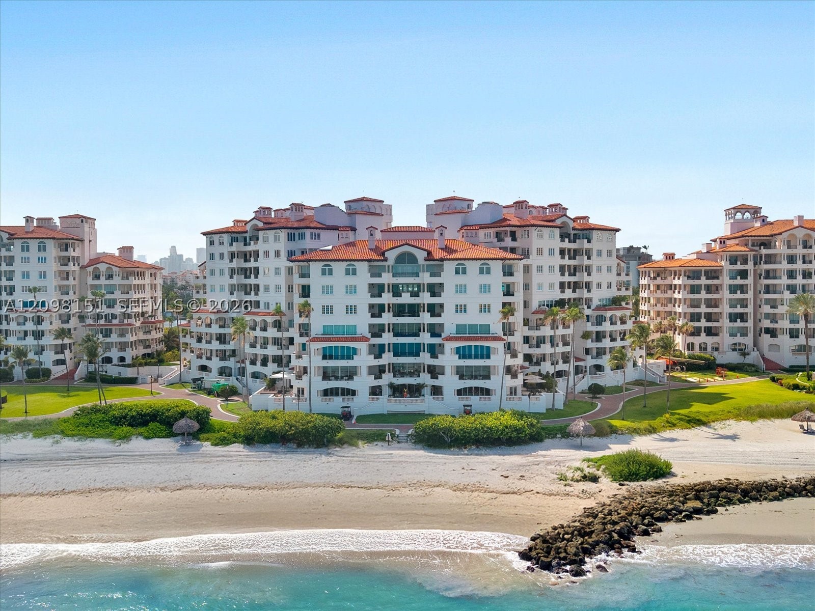 7724 Fisher Is Dr #7724 Miami Beach, FL 33109