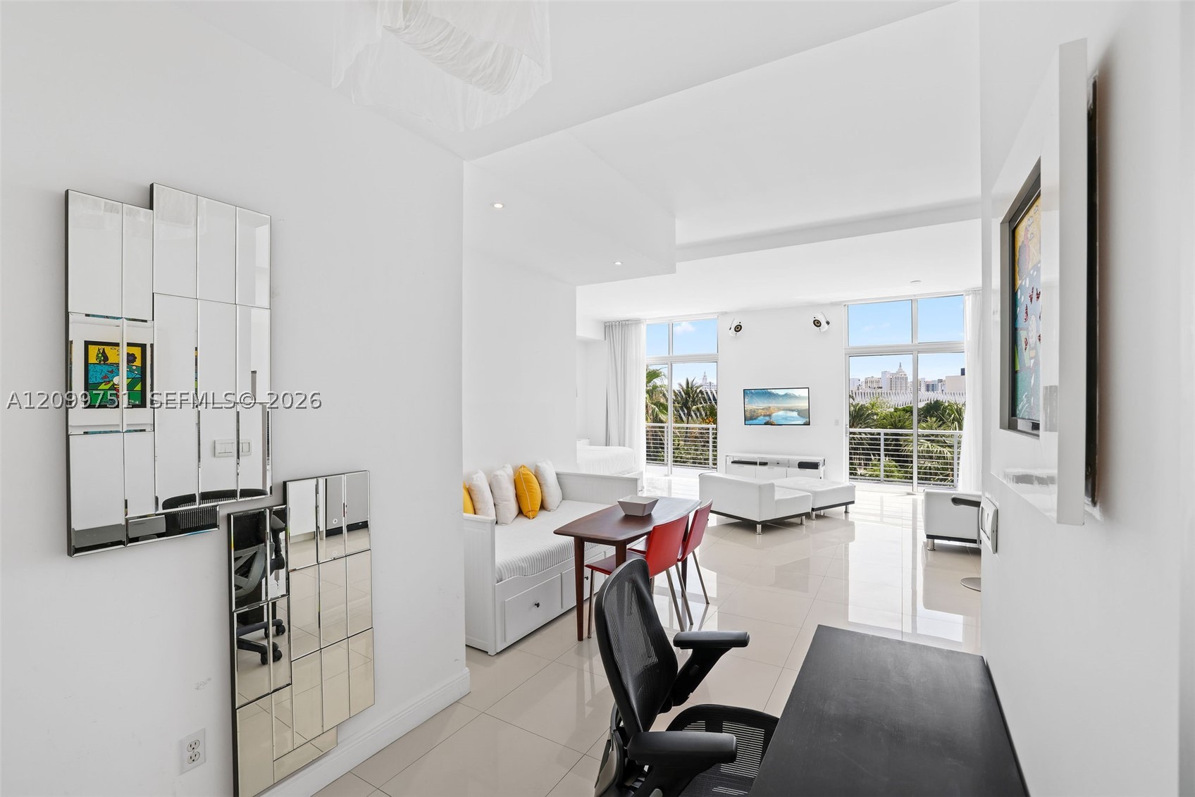 image Meridian Lofts10