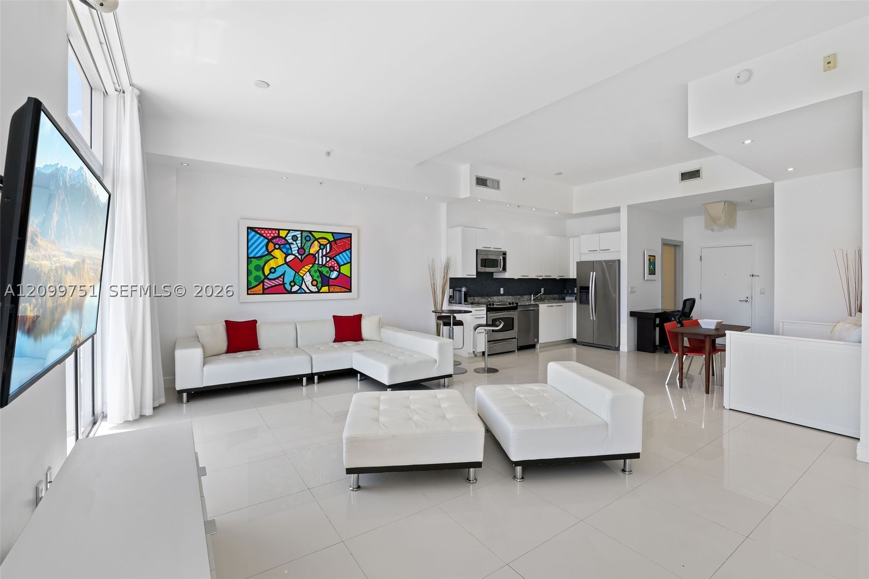 image Meridian Lofts16