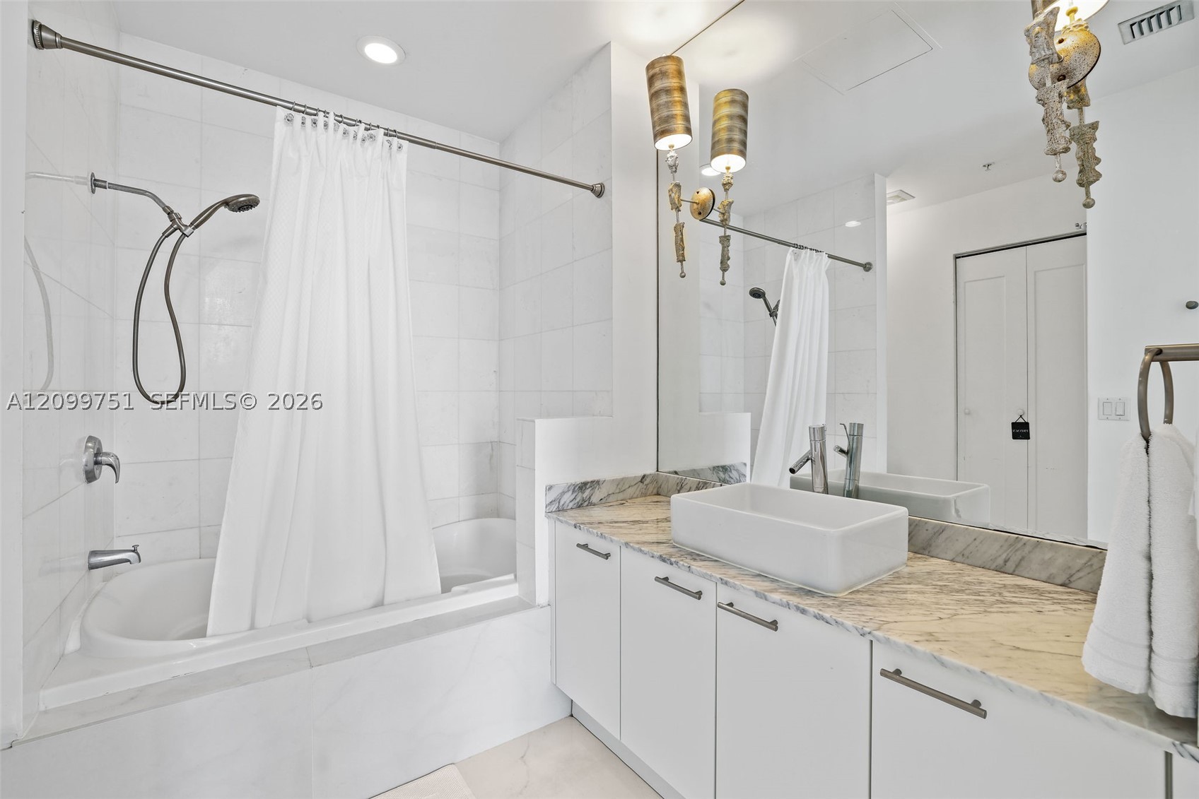 image Meridian Lofts20