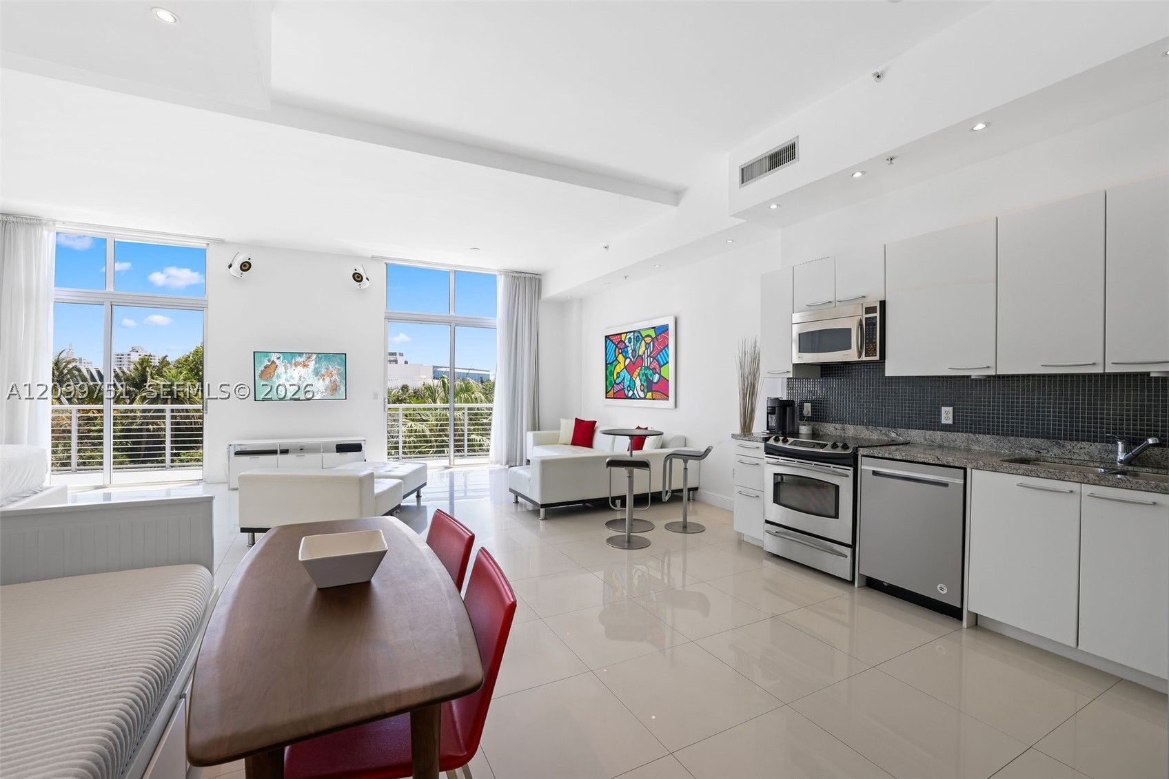image Meridian Lofts5