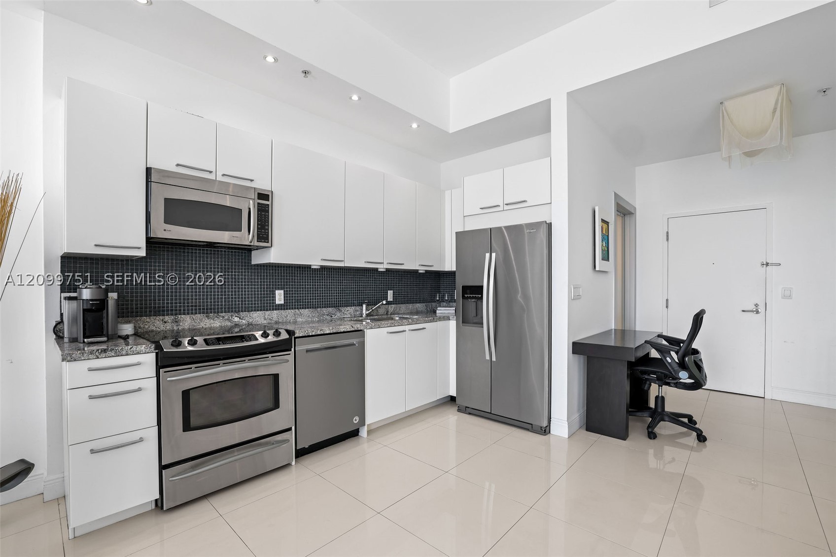 image Meridian Lofts6