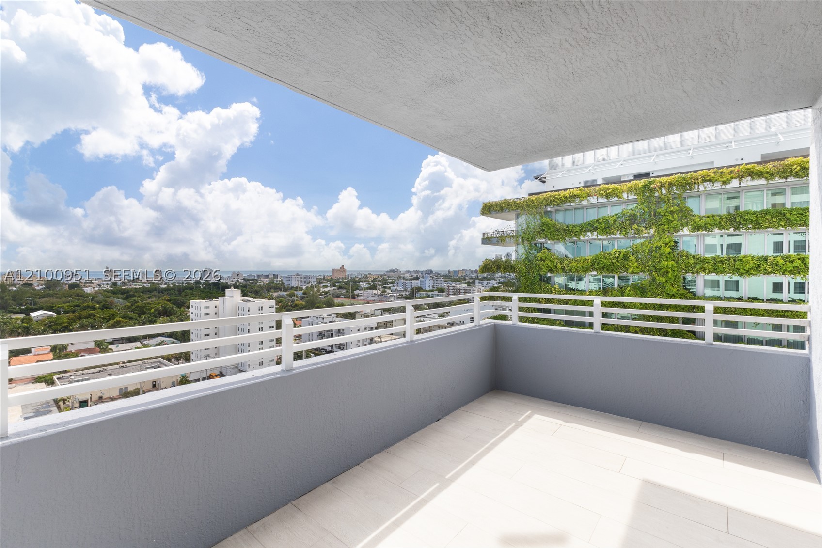 image The Waverly at South Beach25