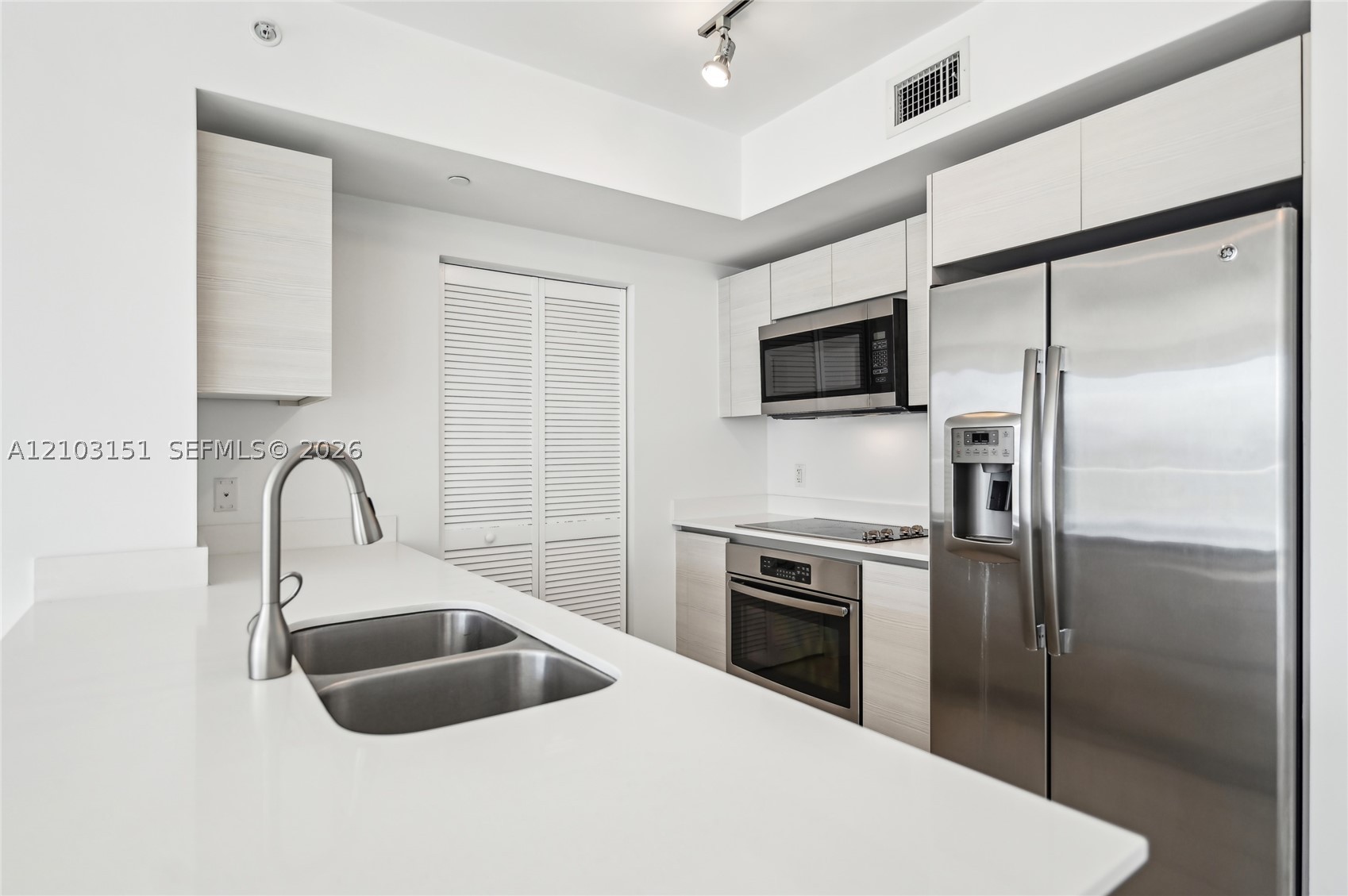 image Baltus House9