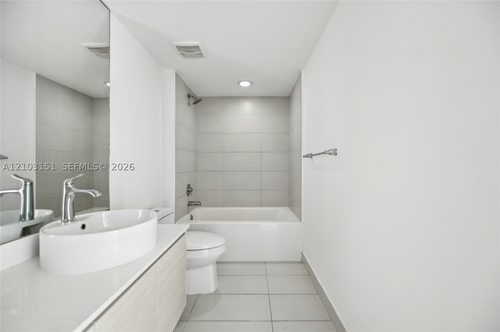 image Baltus House12