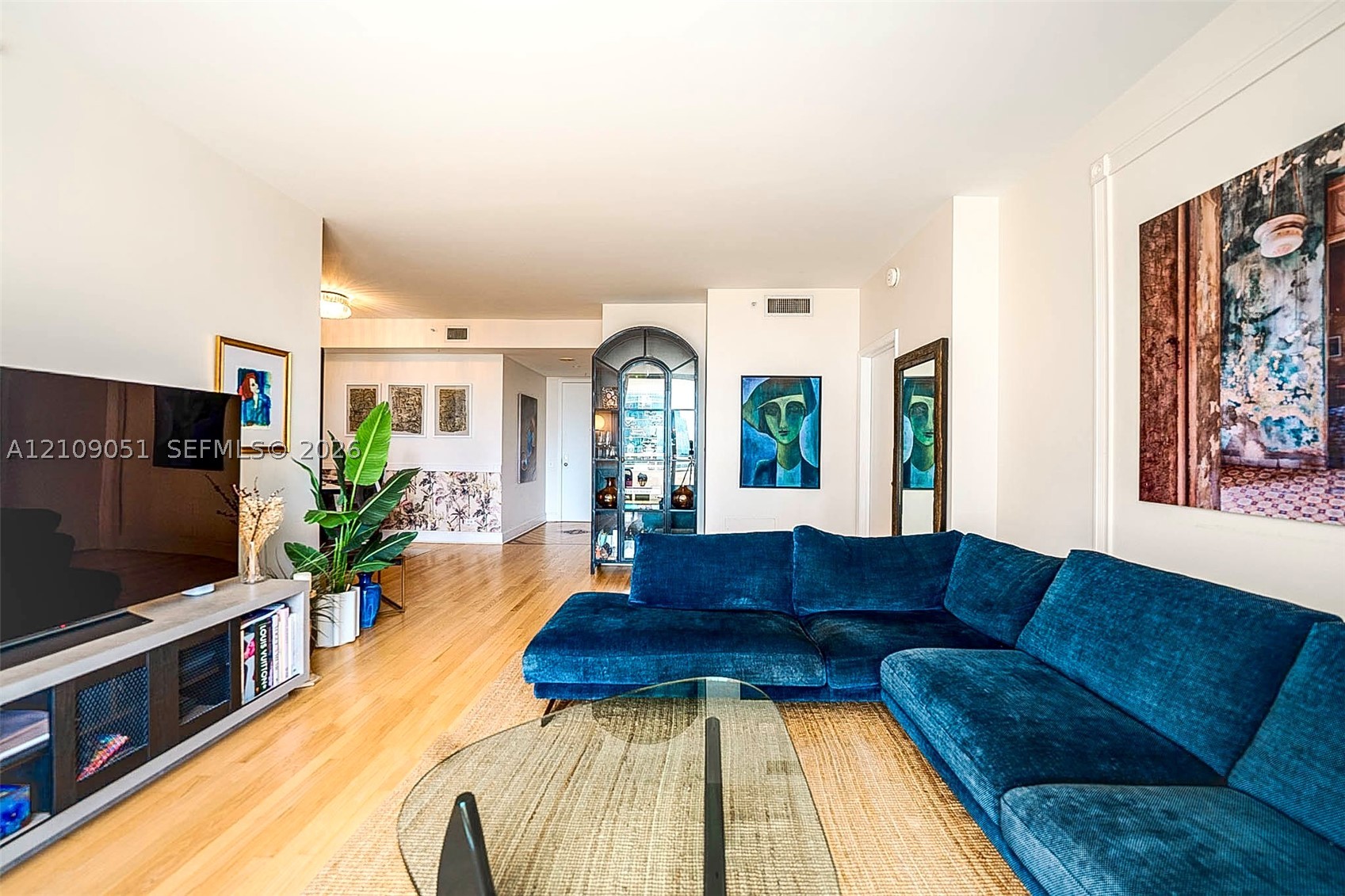 888 Brickell Key Dr #903 Miami, FL 33131