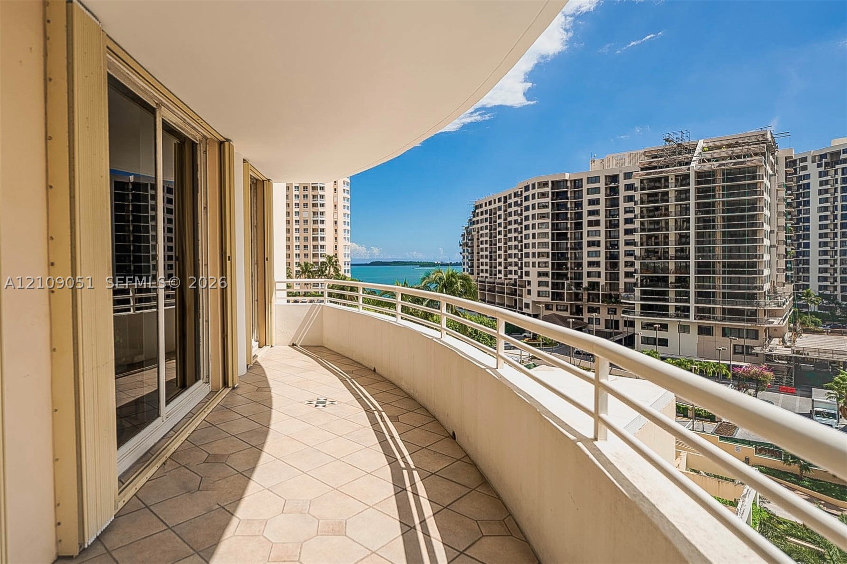 888 Brickell Key Dr #903 Miami, FL 33131