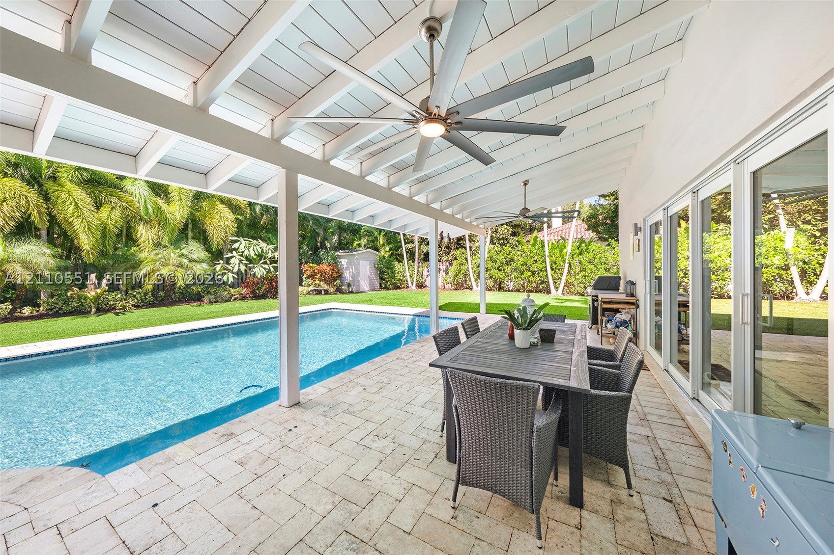 9330 SW 71st Ave Pinecrest, FL 33156