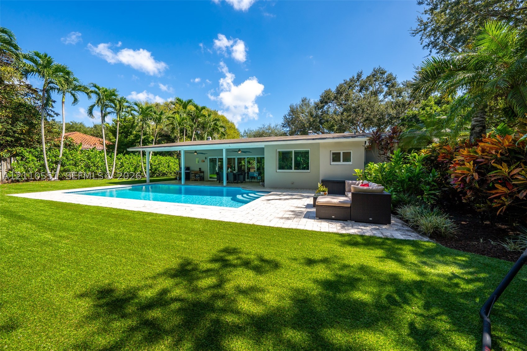 9330 SW 71st Ave Pinecrest, FL 33156