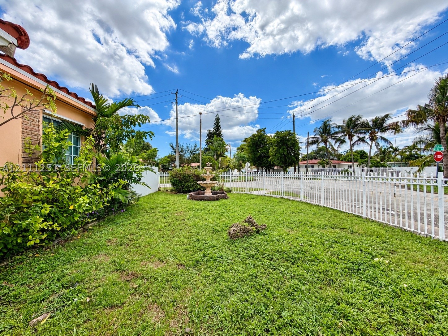 201 NW 61st Ave Miami, FL 33126