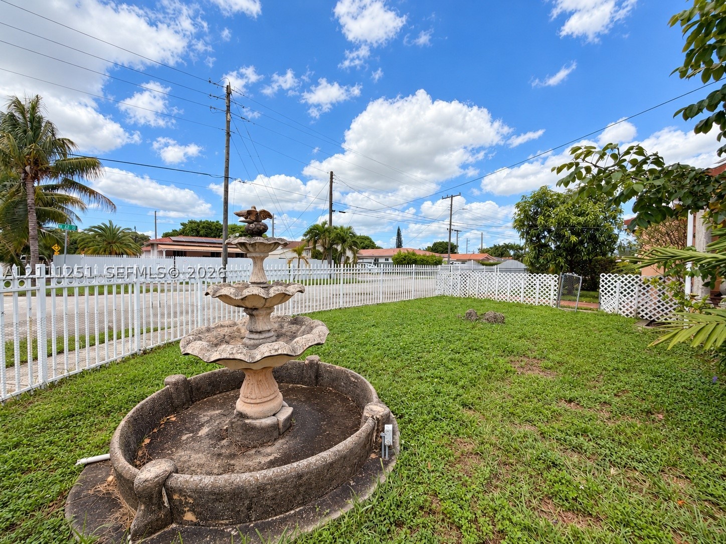 201 NW 61st Ave Miami, FL 33126