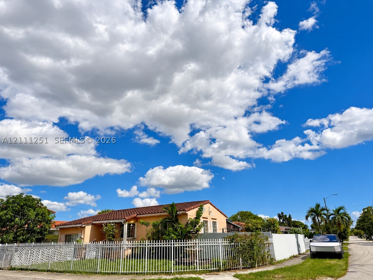 201 NW 61st Ave Miami, FL 33126