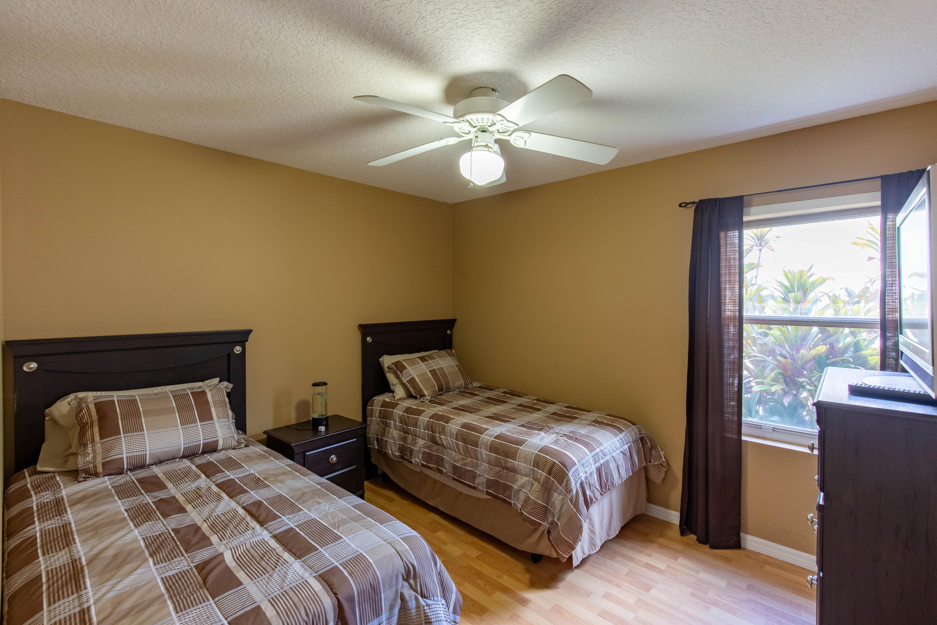 10746 Oak Bnd Wellington, FL 33414