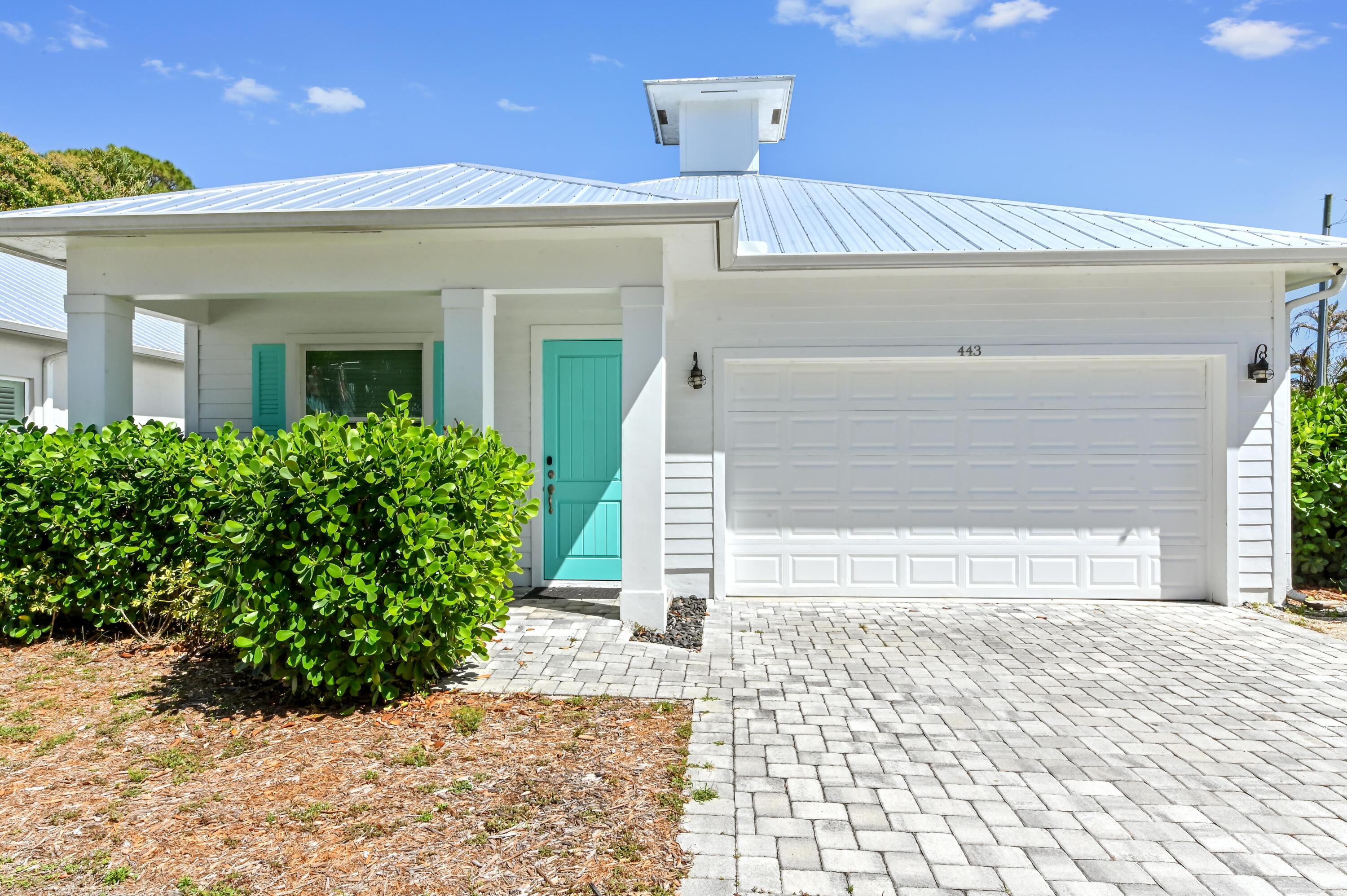 443 SE Dolphin Stuart, FL 34996