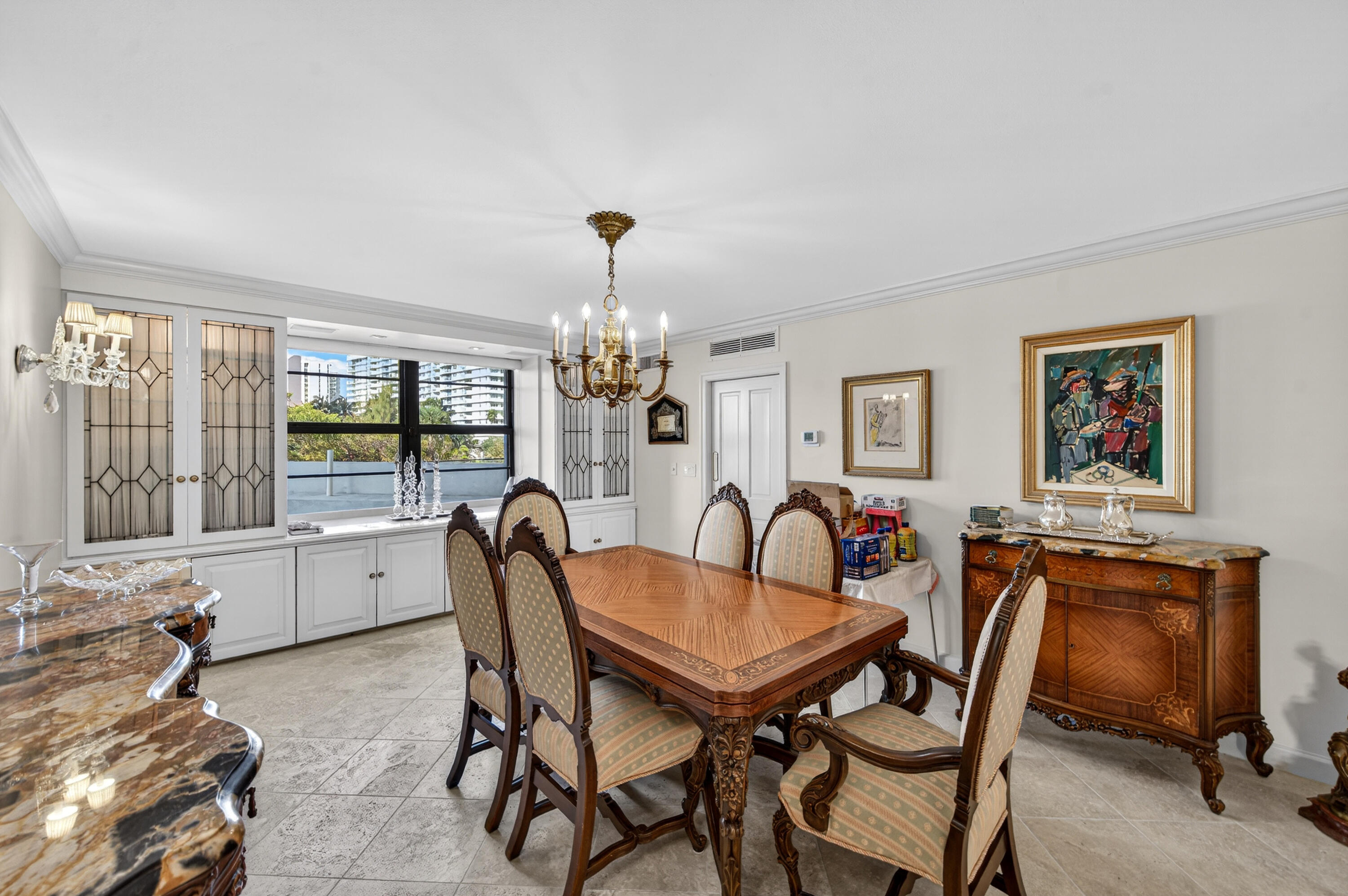 5500 Collins #302 Miami Beach, FL 33140