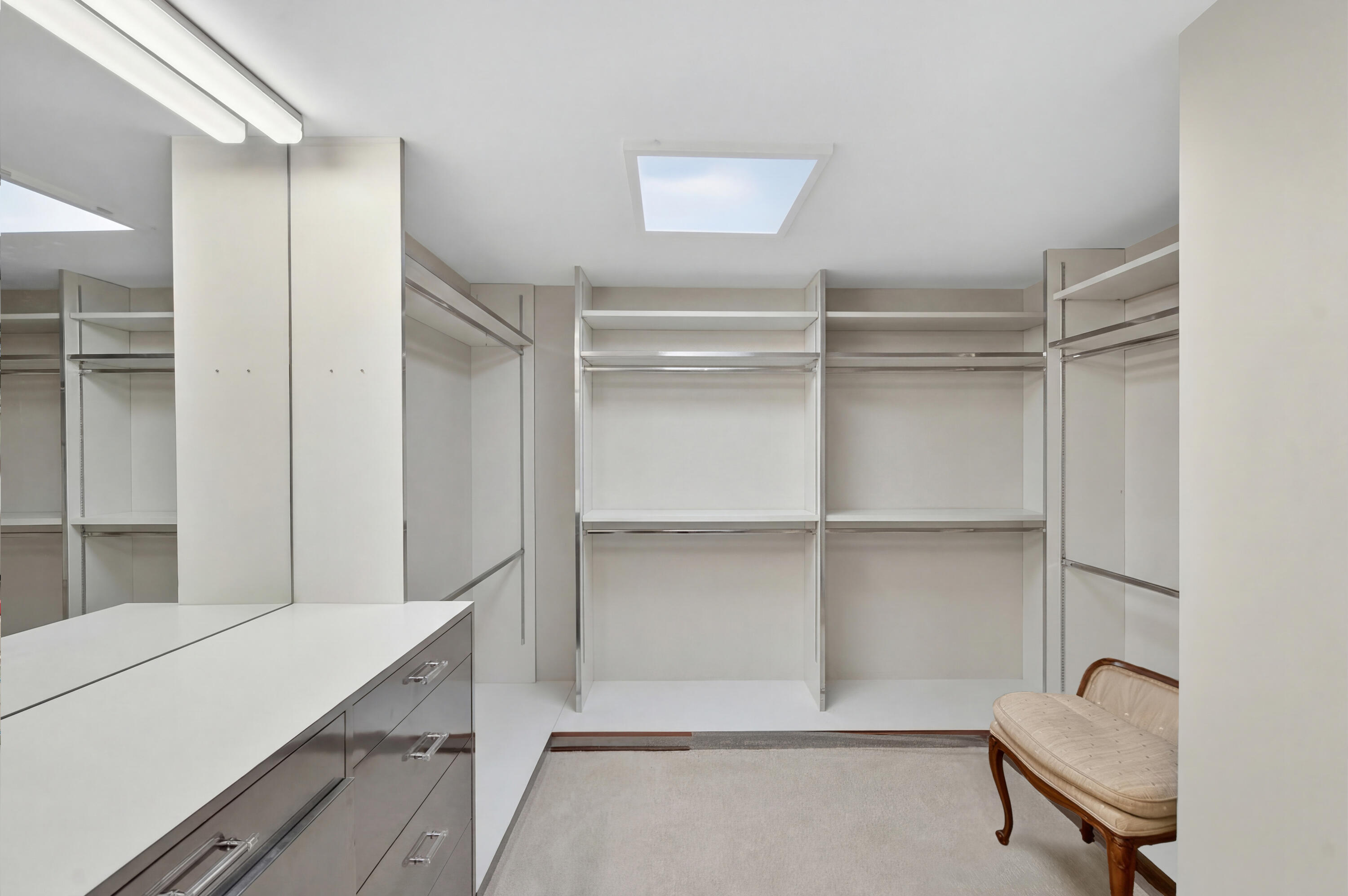 5500 Collins #302 Miami Beach, FL 33140