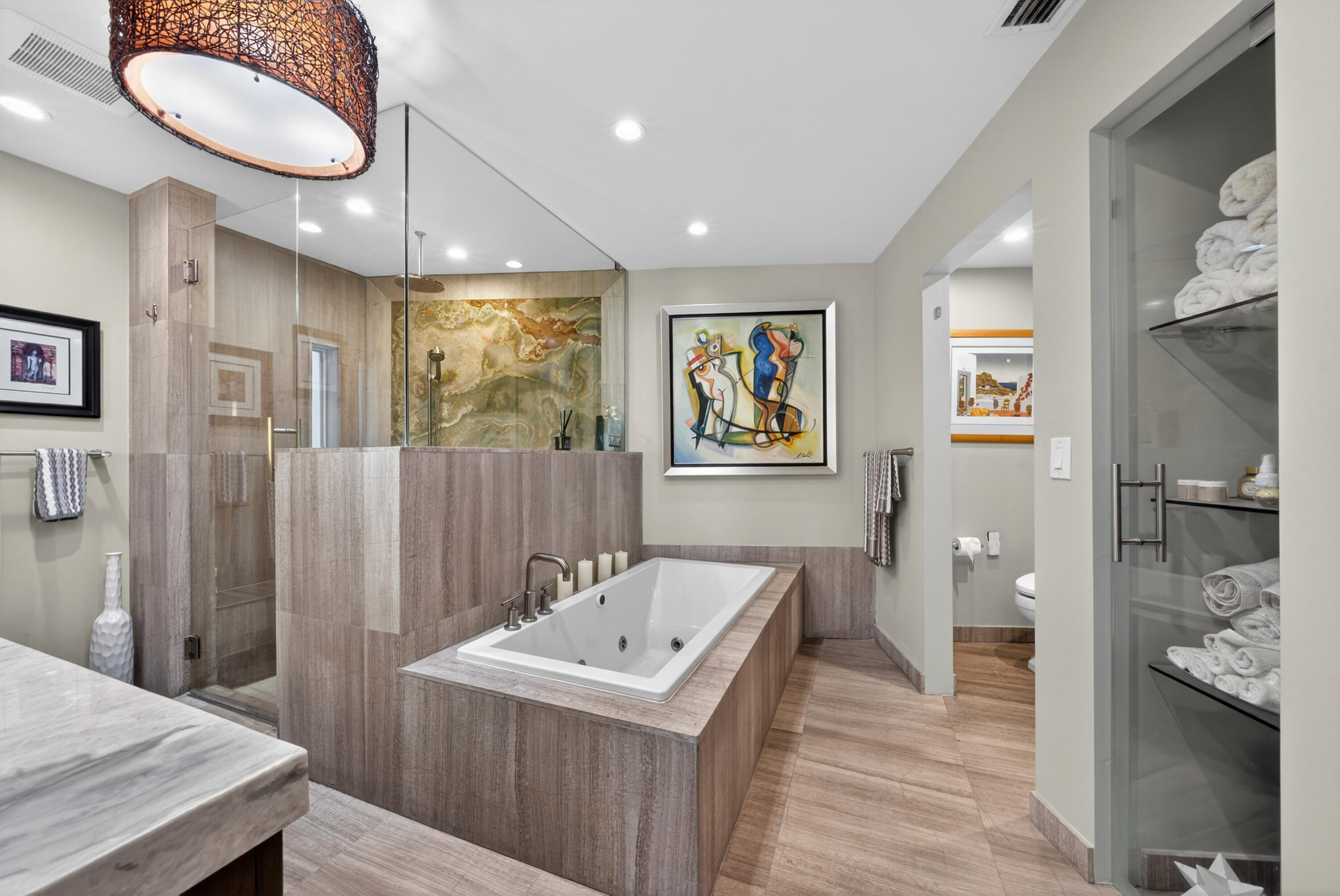 2460 Bayview Fort Lauderdale, FL 33305