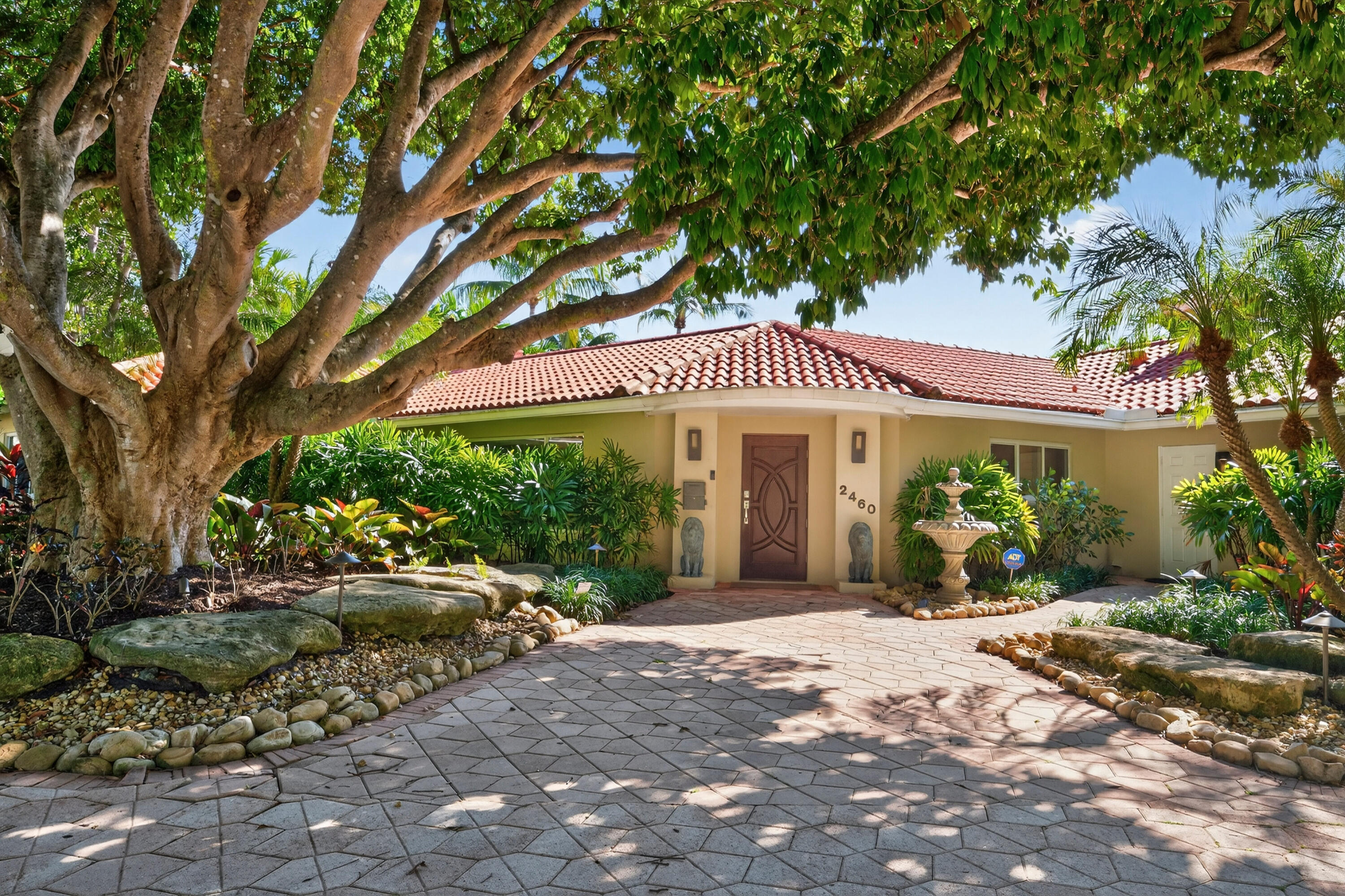 2460 Bayview Fort Lauderdale, FL 33305