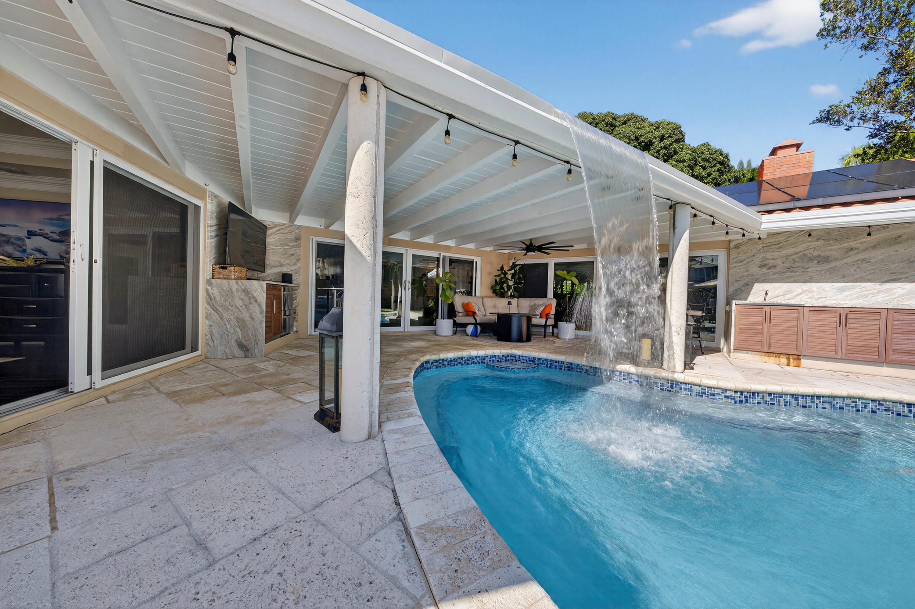 2460 Bayview Fort Lauderdale, FL 33305