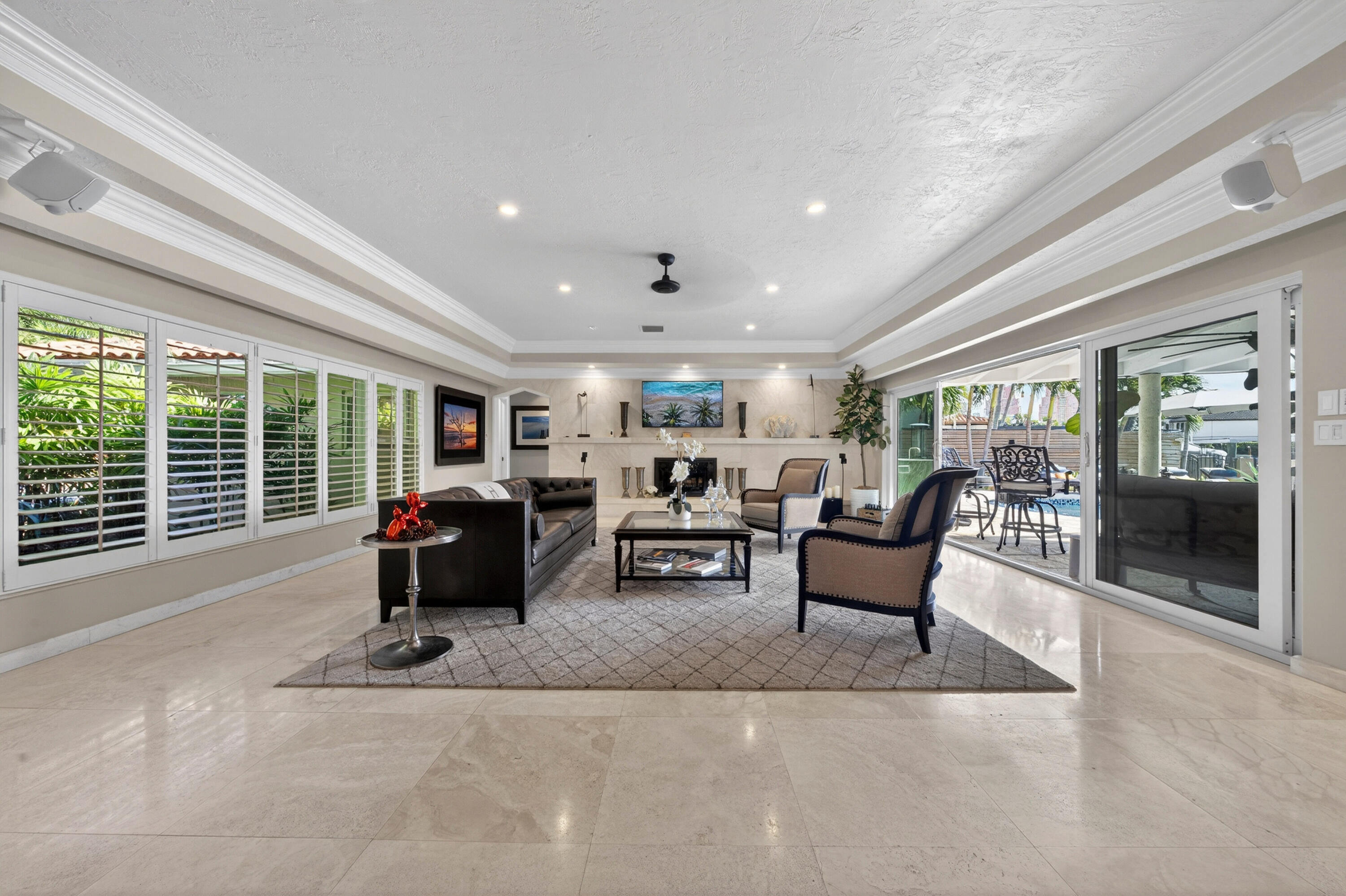 2460 Bayview Fort Lauderdale, FL 33305