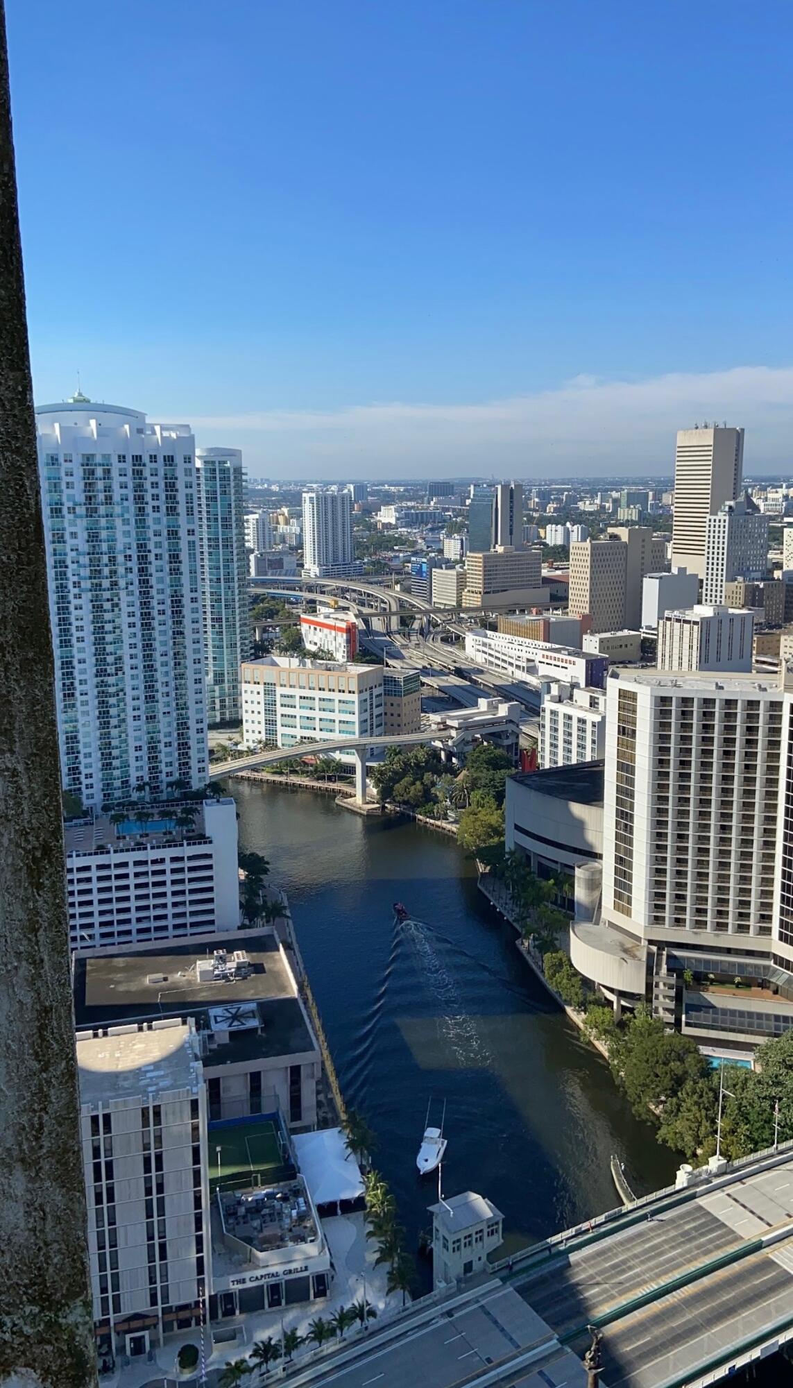 475 Brickell #4615 Miami, FL 33131