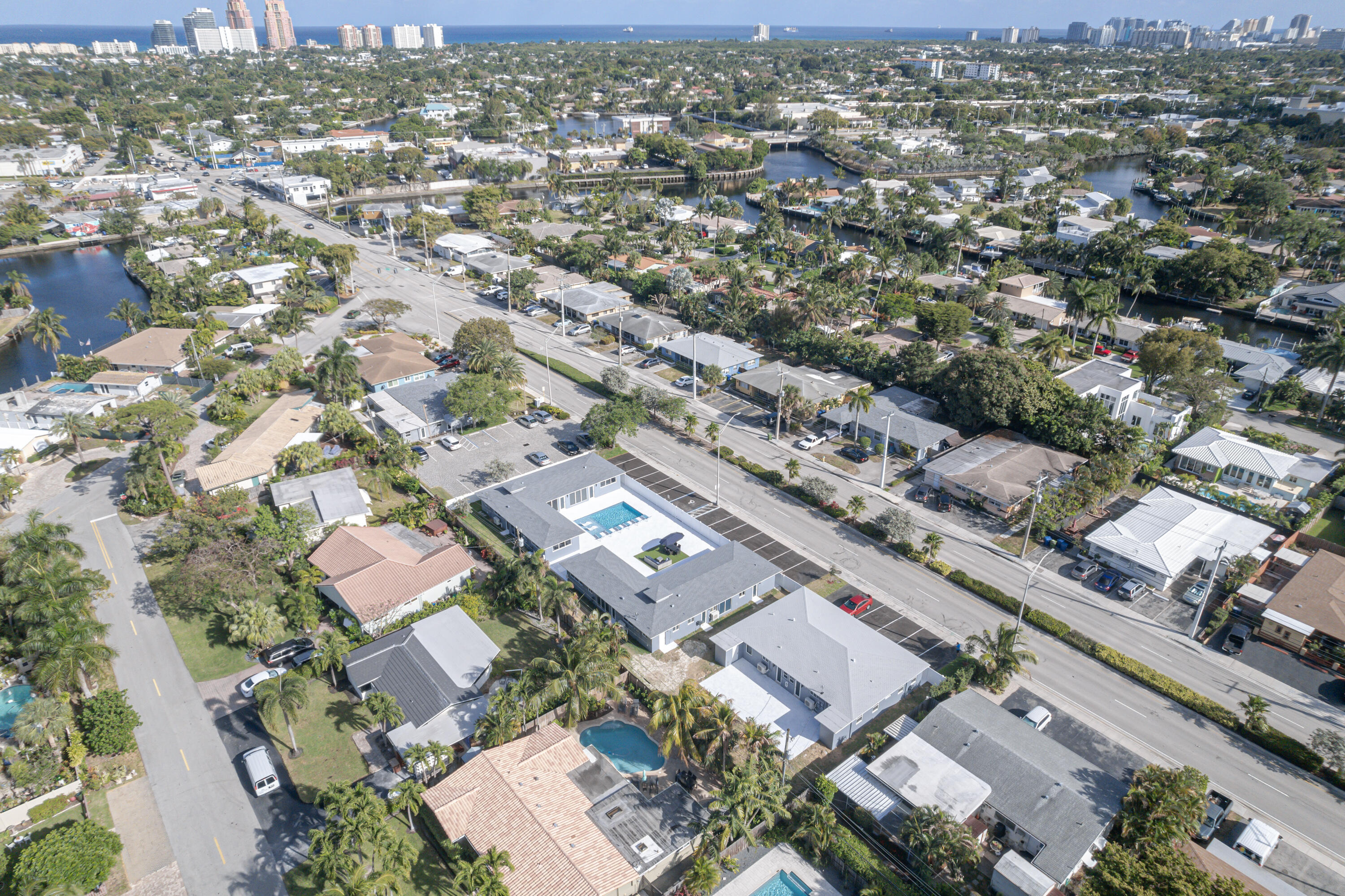 2025 NE 26th #1-3 Wilton Manors, FL 33305