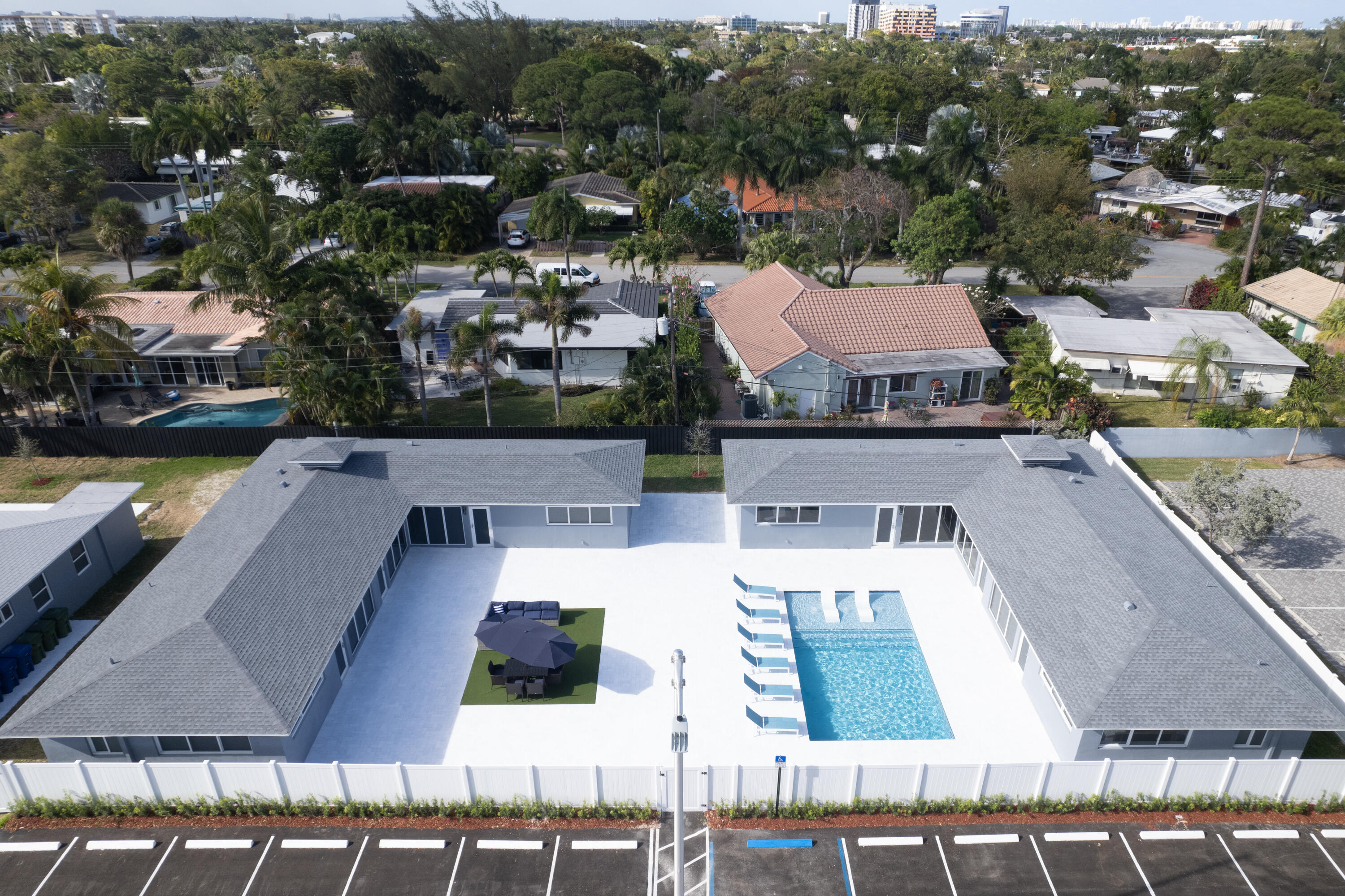 2025 NE 26th #1-3 Wilton Manors, FL 33305