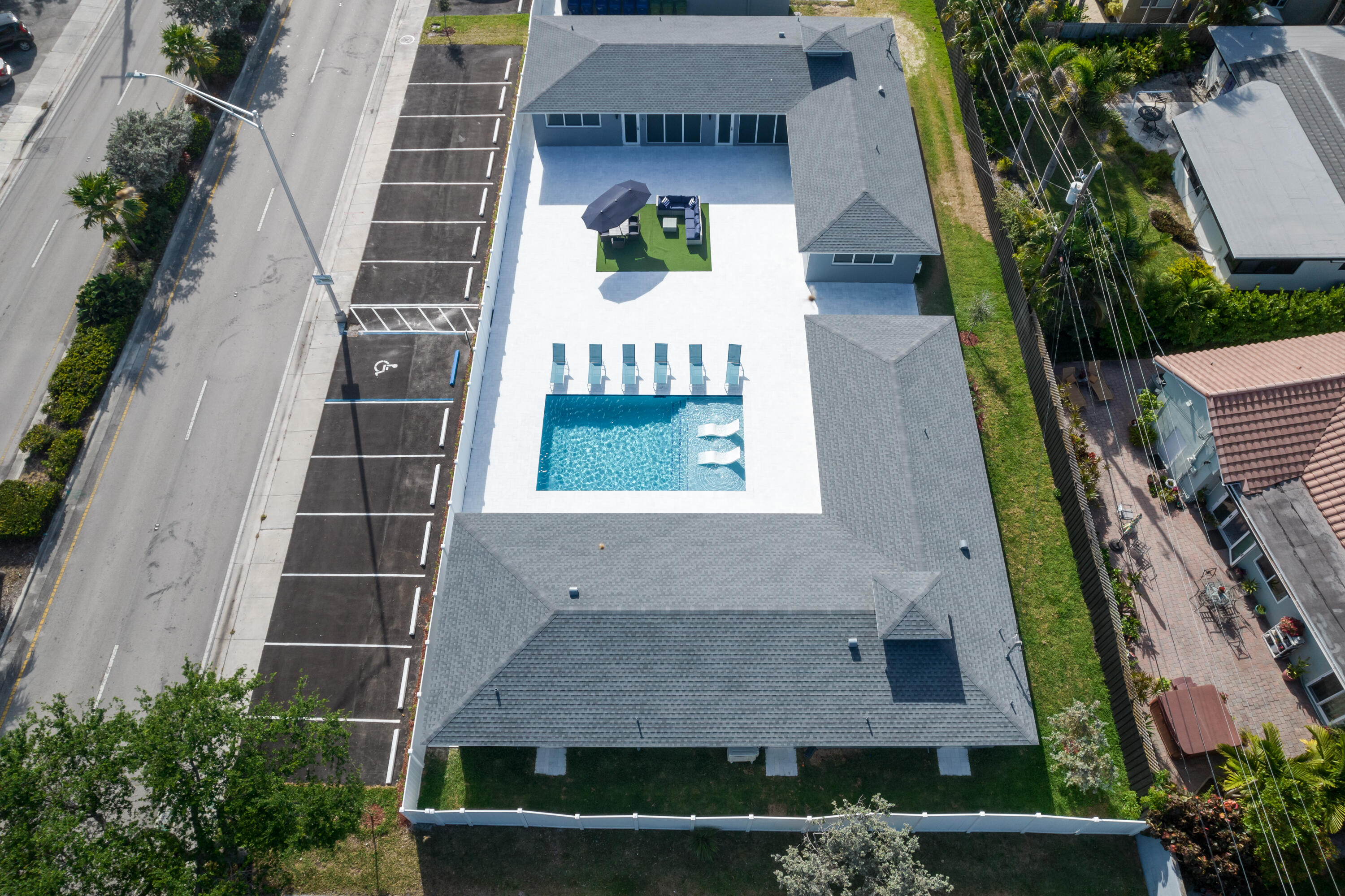 2025 NE 26th #1-3 Wilton Manors, FL 33305