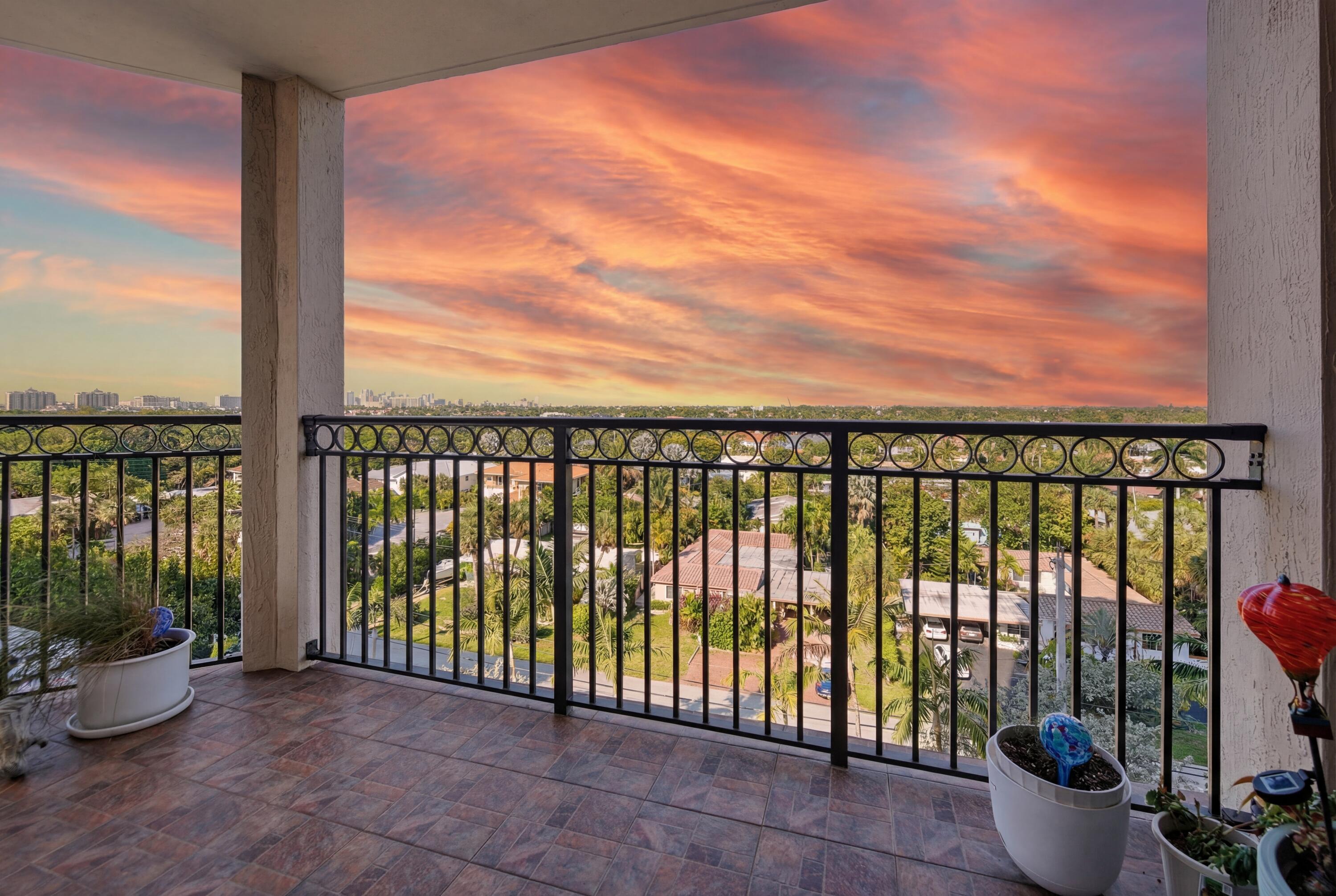 2001 N Ocean #702s Fort Lauderdale, FL 33305