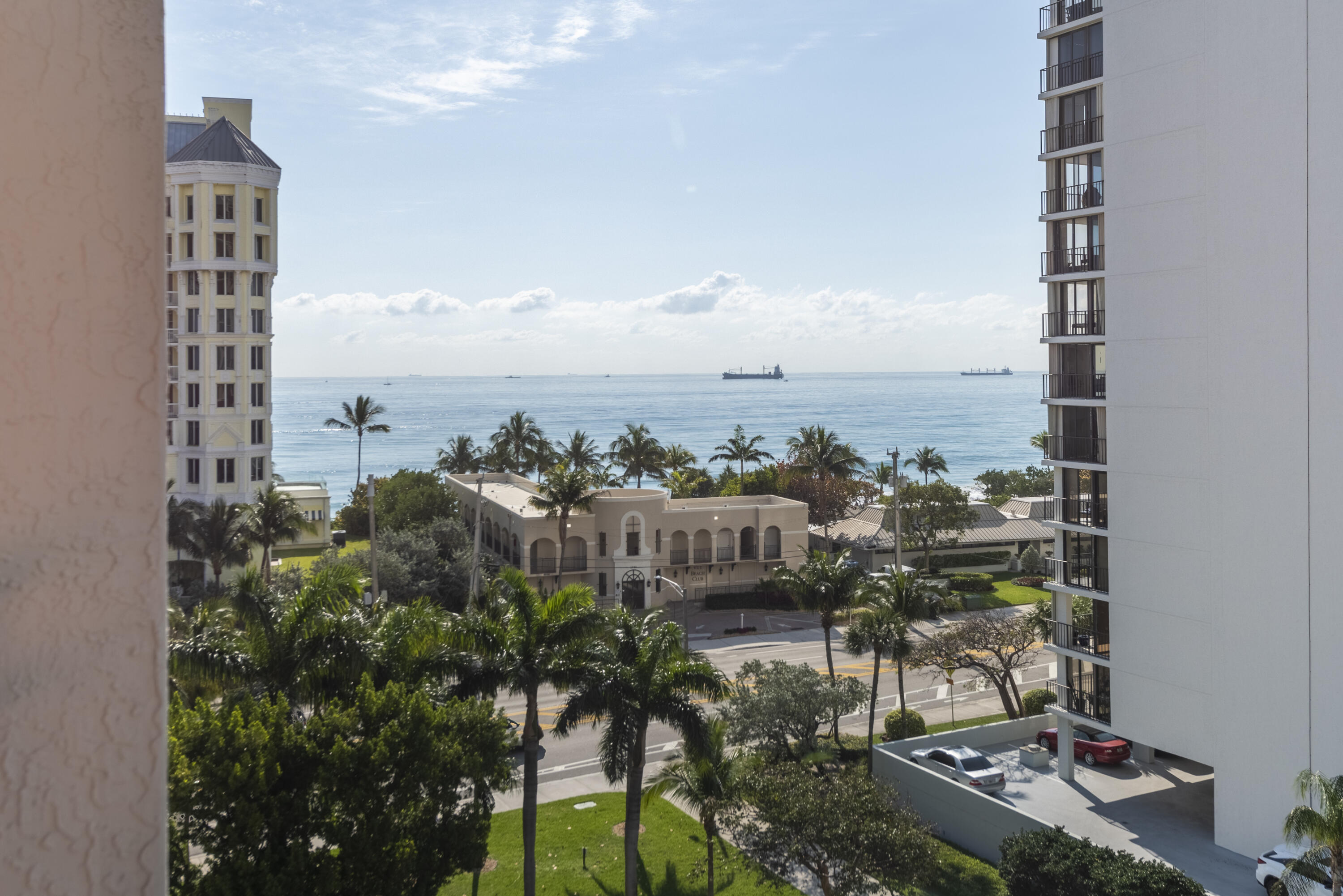 2001 N Ocean #702s Fort Lauderdale, FL 33305