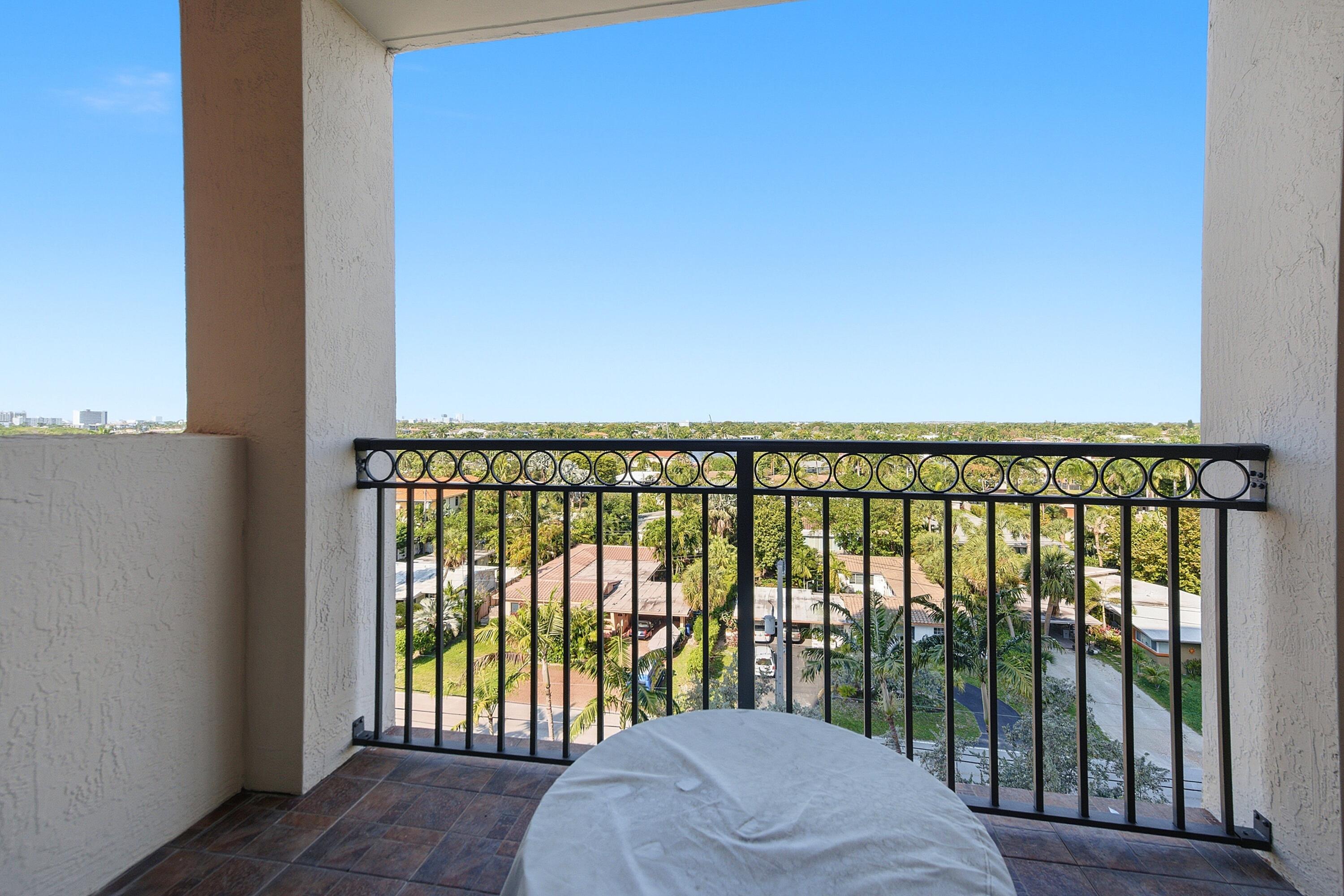 2001 N Ocean #702s Fort Lauderdale, FL 33305