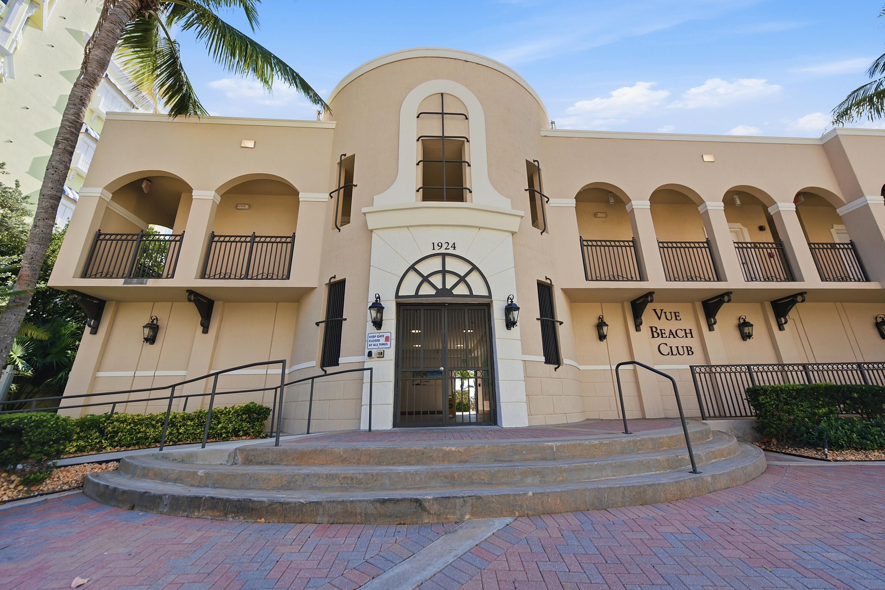 2001 N Ocean #702s Fort Lauderdale, FL 33305