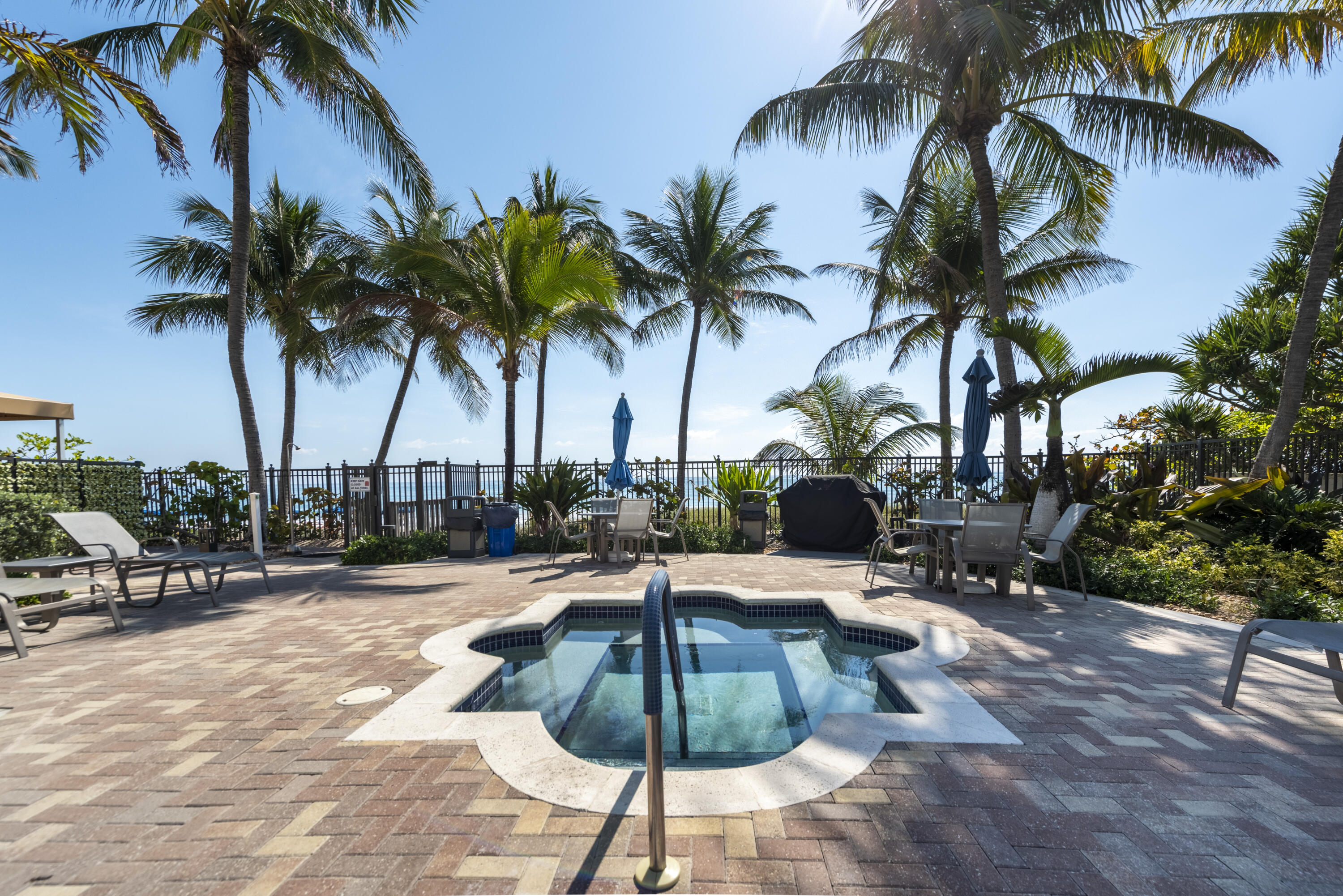 2001 N Ocean #702s Fort Lauderdale, FL 33305