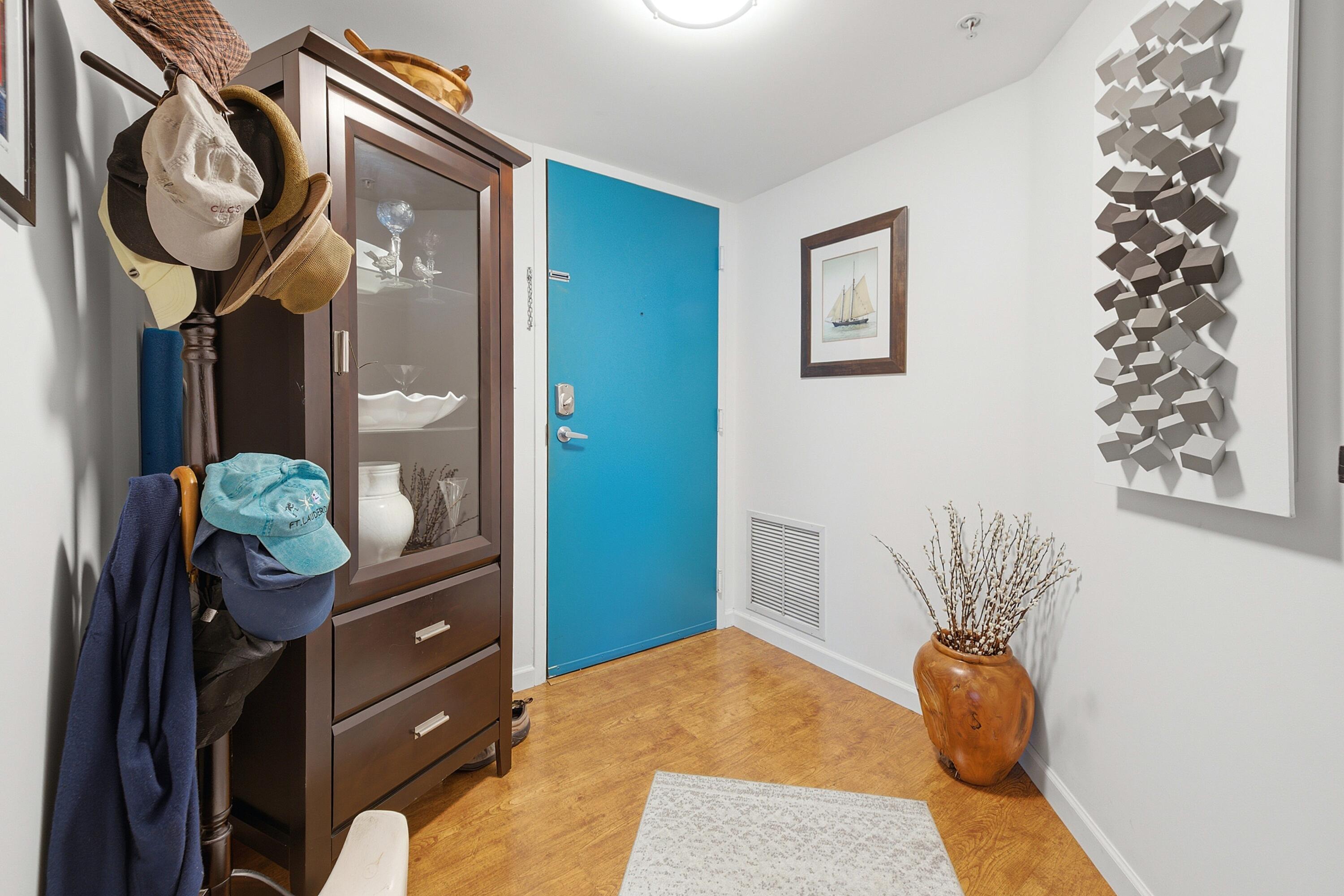 2001 N Ocean #702s Fort Lauderdale, FL 33305