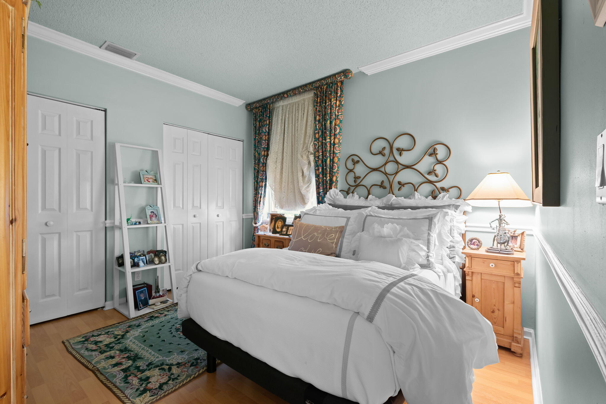 3062 Lakewood Weston, FL 33332