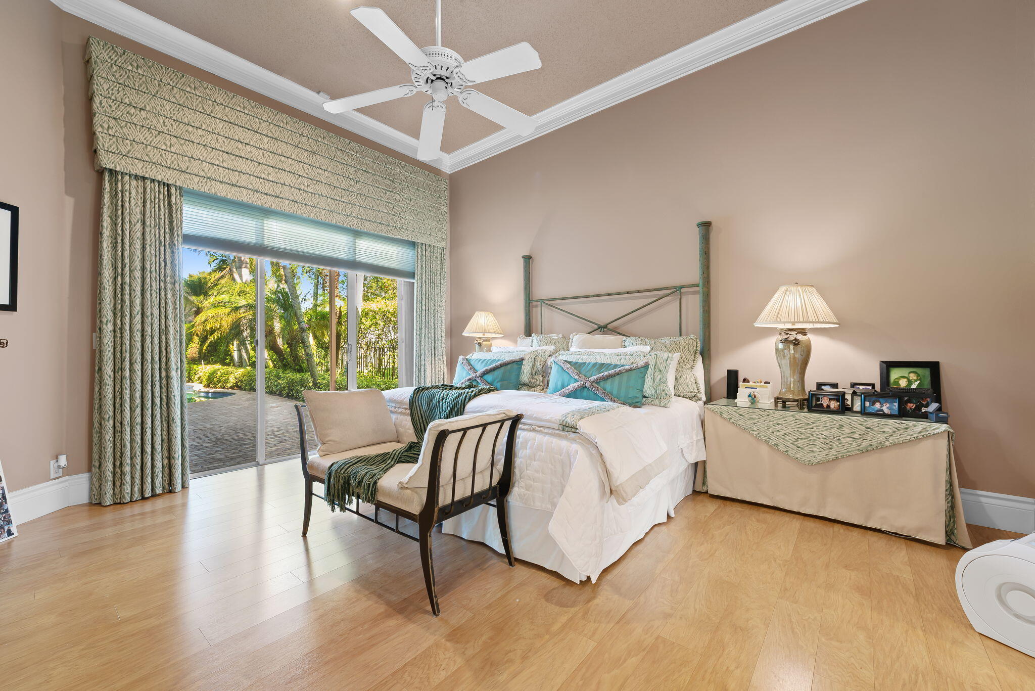 3062 Lakewood Weston, FL 33332